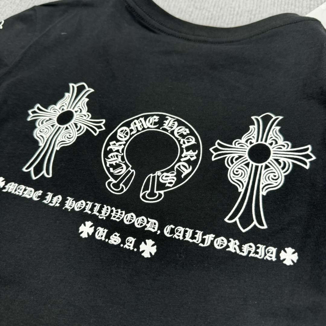 Chrome Hearts Popular V-Neck Women's Three-Element Short-Sleeve T-ShirtMade from custom-dyed Yb pure cotton, soft and delicate, with matching neckline sizesSizes: S M L