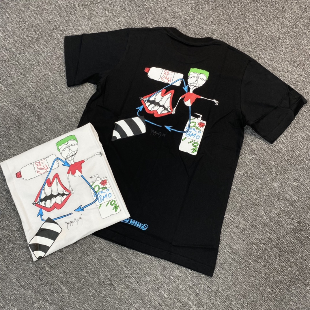 Chrome Hearts Limited Edition Short-Sleeve T-ShirtFurthermore, the fabric is custom-woven and dyed at 40% thread count (230g) for pure cotton, single-sided reactive dyeing. The entire garment features a hand-printed thermosetting ink, resulting in