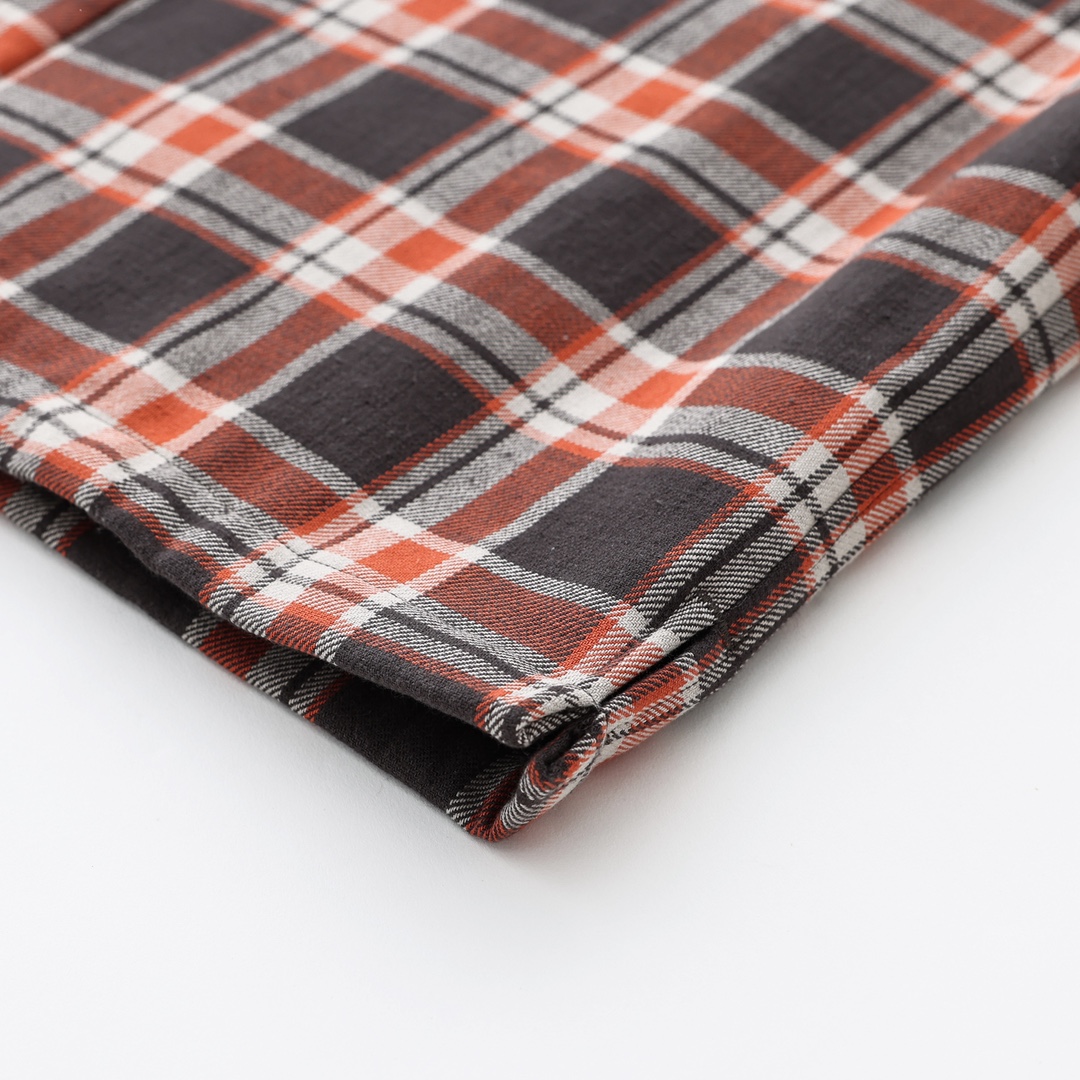 CH New Orange-Yellow Plaid Cotton Jacket with Printed Arms. All Sizes Available Now. Original version purchased from Hangzhou Guozhuan 21442. Made with 11-count double-ply 240g cotton yarn (260g after washing). Laser infrared positioning. Hand-cut fo