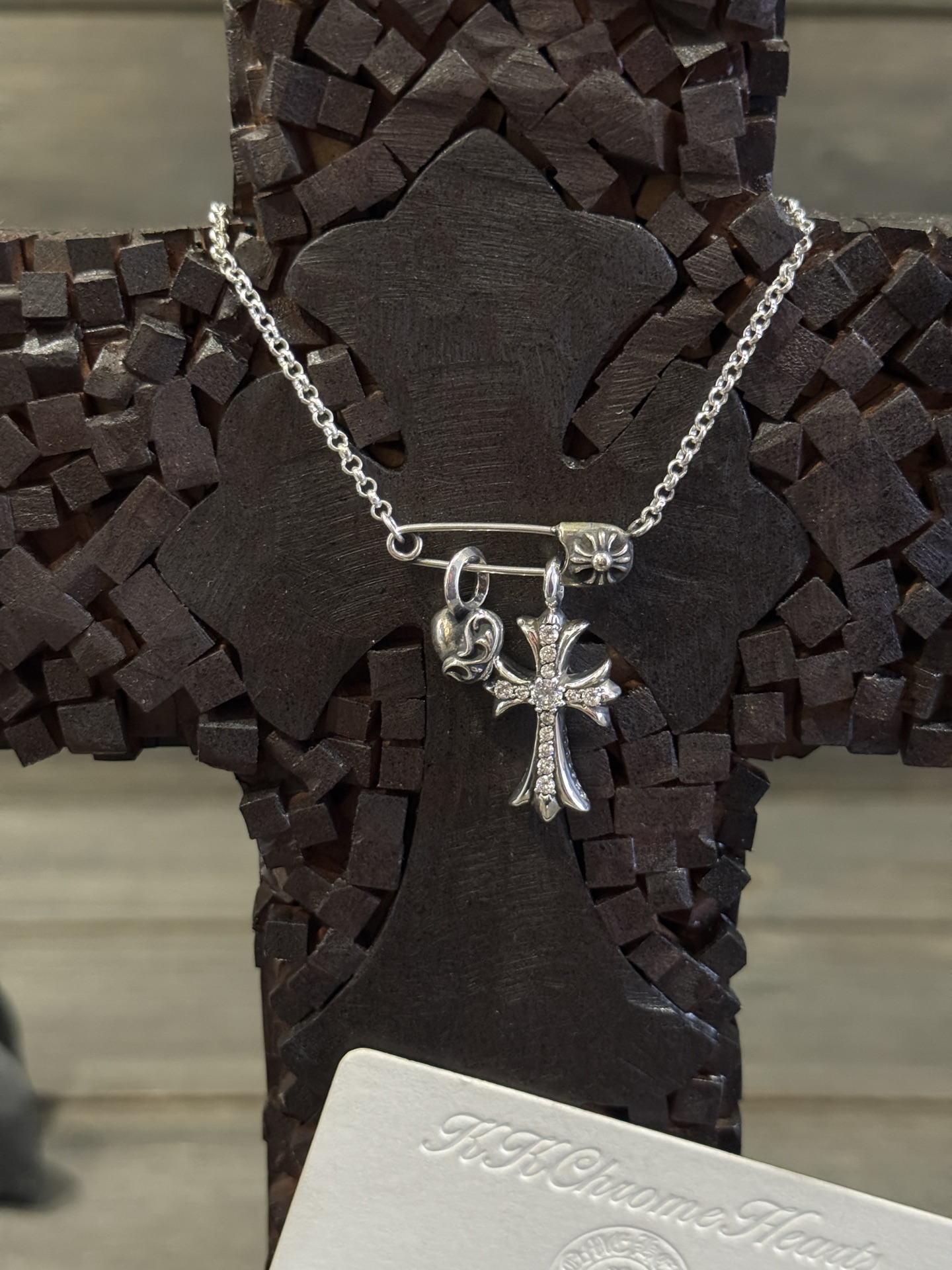 Customer order: brooch necklace + single-ring heart + Tiny cross