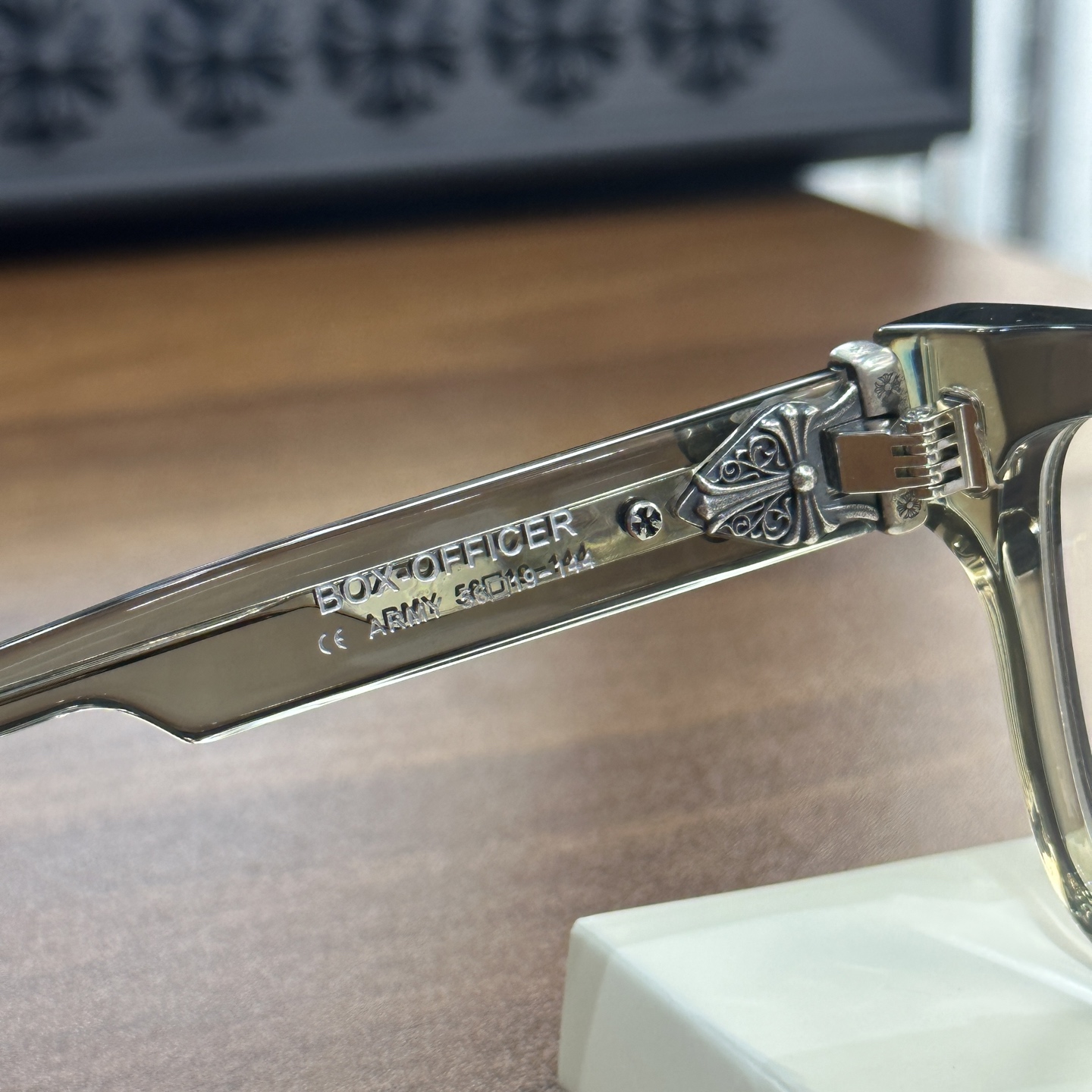 Glasses Model: BOX-OFFICER Size: 56-19-144