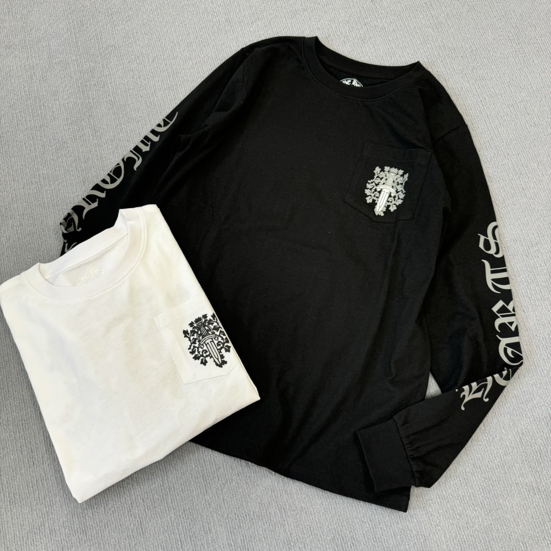 Chrome Hearts Vine Sword Long-Sleeve DressMade of custom-dyed Yb pure cotton, soft and delicate, featuring imported ink graffiti print, silver powder printed lettering, available in black and white.Sizes: S M L XL