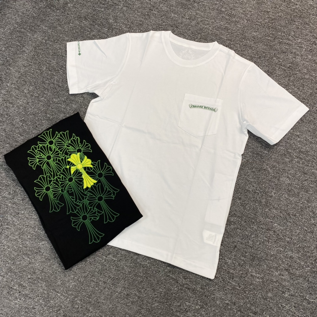 Chrome Hearts CH Gradient Phantom Cross Short-Sleeve T-ShirtFabric: Custom-woven and dyed 40% count 230g pure cotton, single-sided reactive dyeing. The entire garment features a hand-printed thermosetting ink, resulting in a slightly matte finish r