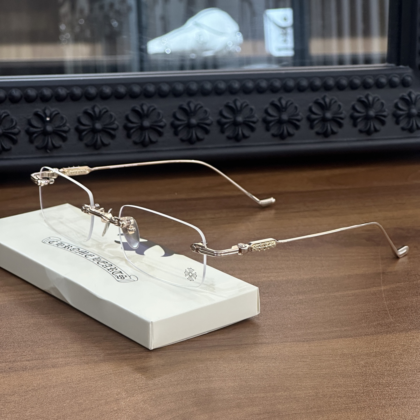 CH Rimless Gold-Wire Glasses, Model: SOFFFFFFFFERS IISize: 54-21-148