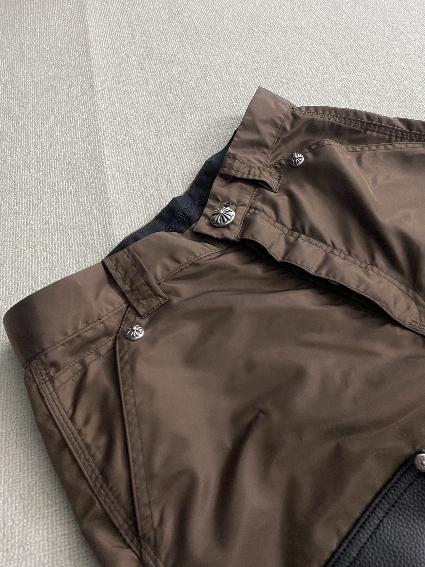 Detailed photos of brown