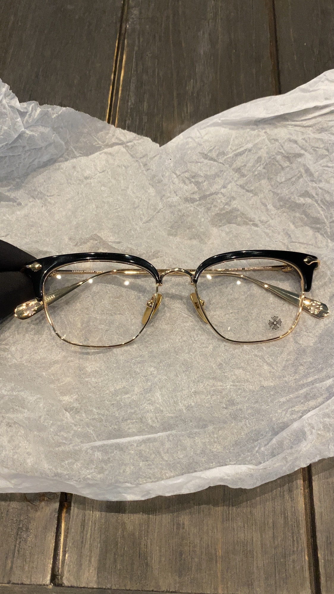 Original camera footage 📸 Black and gold Xue Zhiqian glasses (original video)