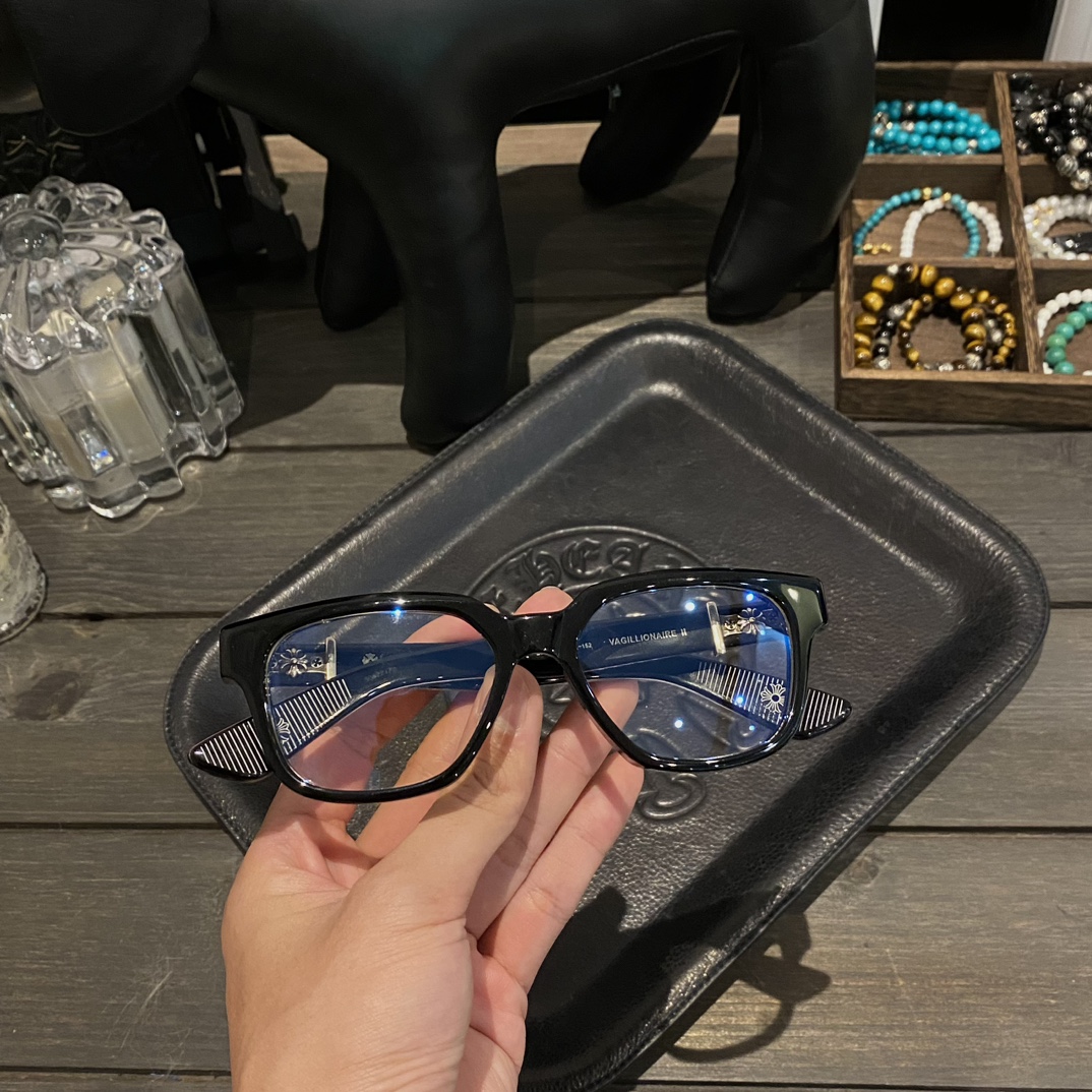 Limited edition new style, first batch of 50 pairs925 sterling silver hardware, sword-shaped eyeglasses