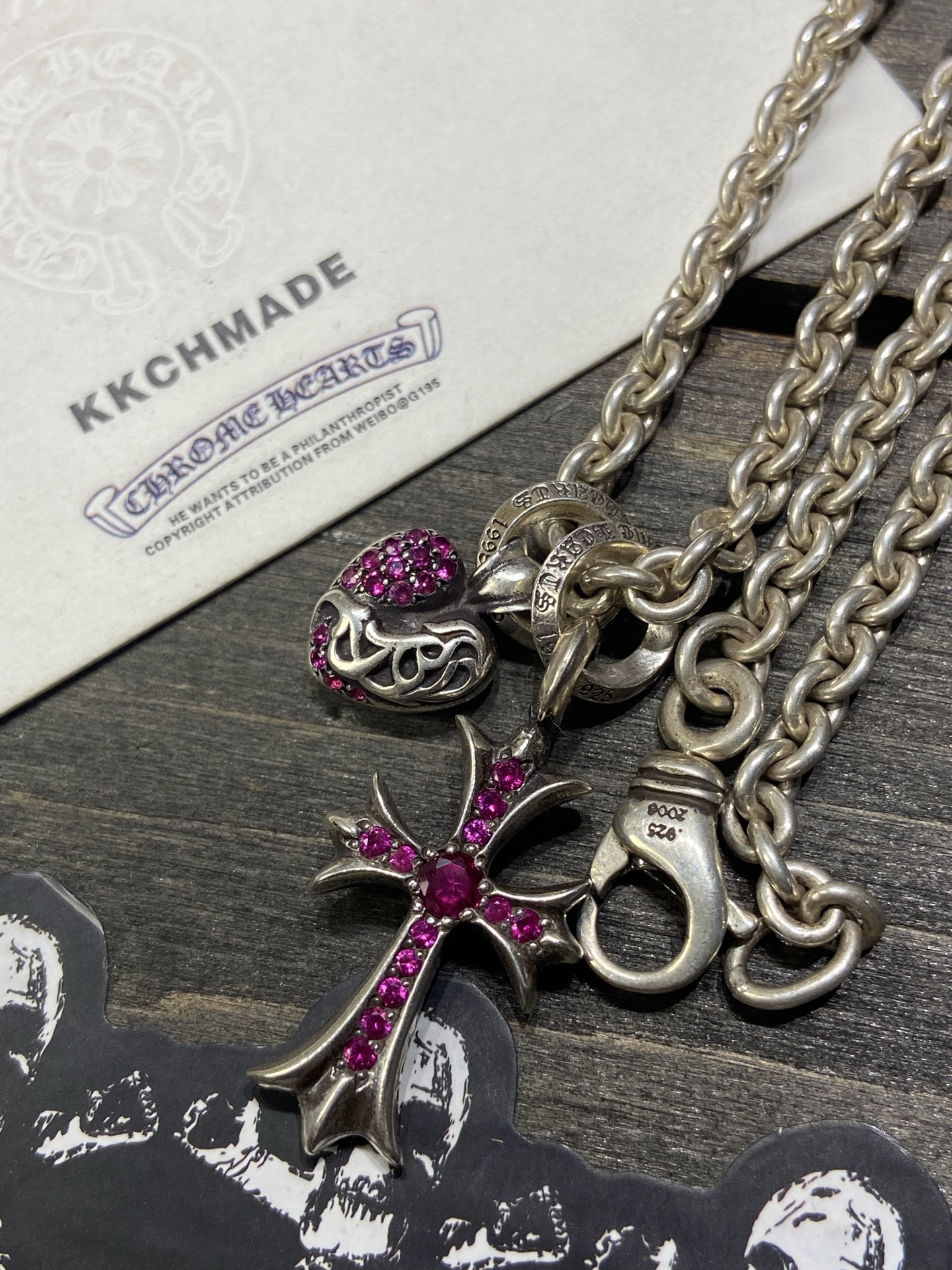 Custom order 🔝 Sterling silver with full red diamond settingSingle band heart-shaped vine design & Tiny cross