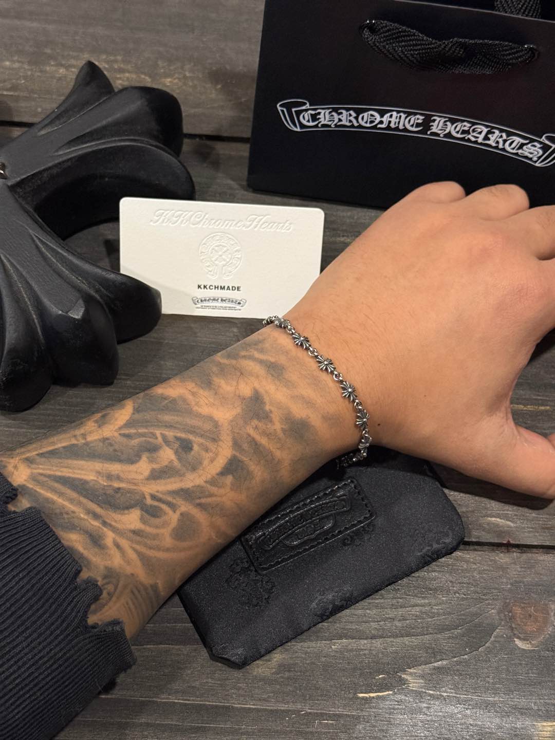 Customer order 🔝Tiny E cross bracelet