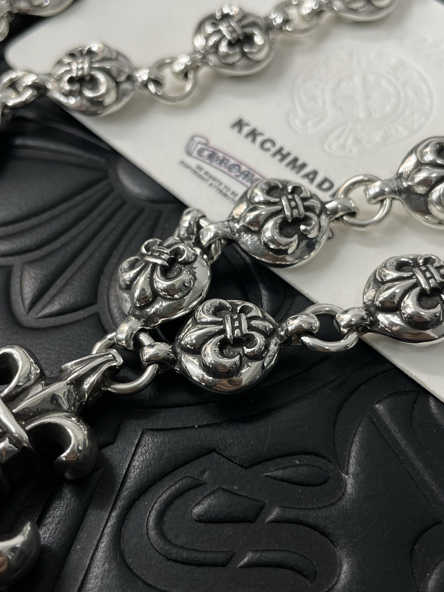 Customer order 🔝 Scout pom-pom binding chain