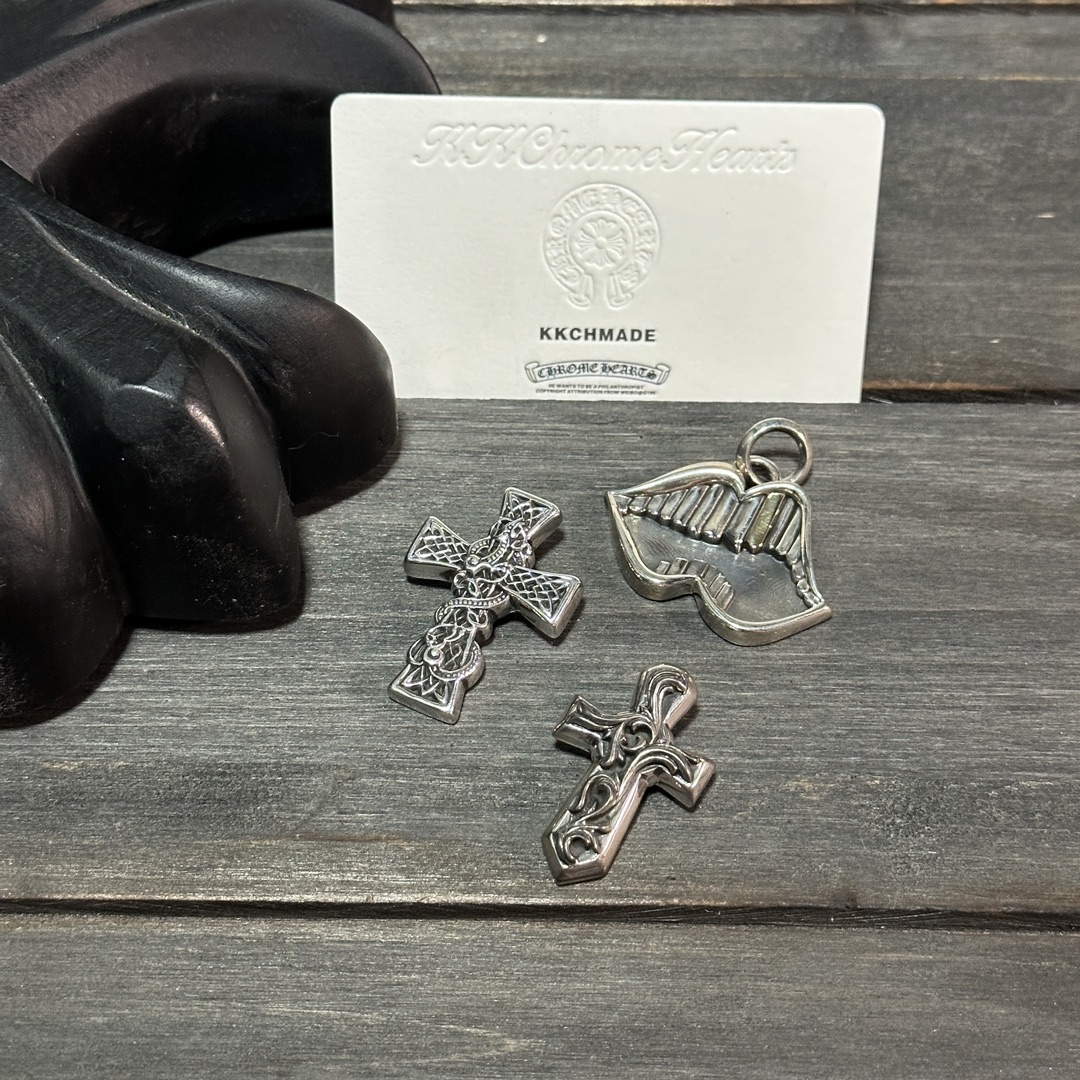 Rare pendant 📸 Rolling Stone Gold Tooth/Celtic Dragon/Vulcan Vine