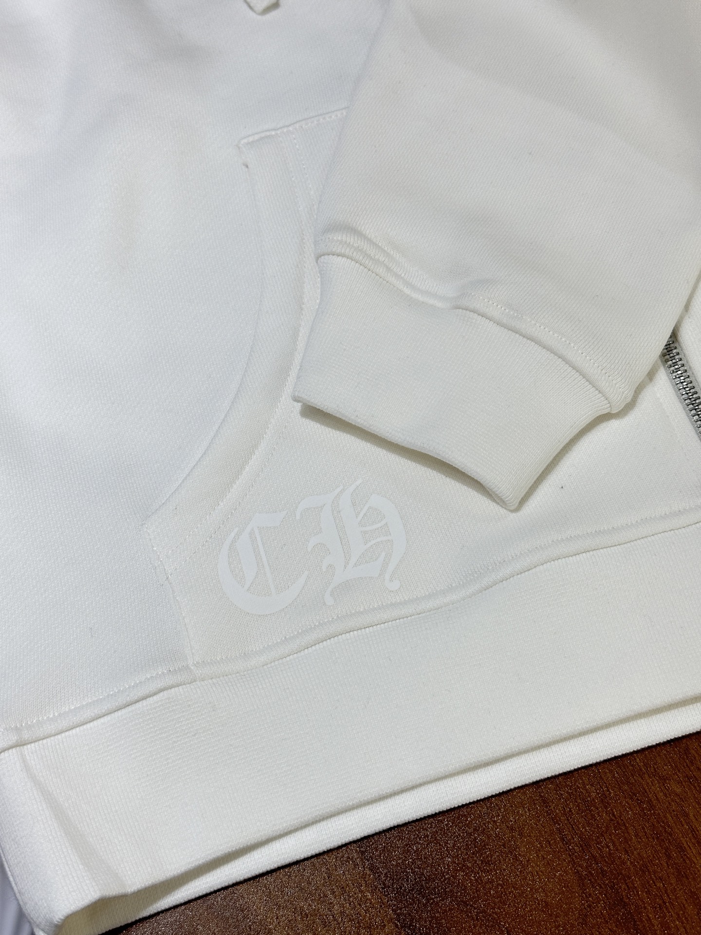 Chrome Hearts Malibu Limited Edition Cross-Patterned Horseshoe Thick Hooded SweatshirtSize: S M L XL