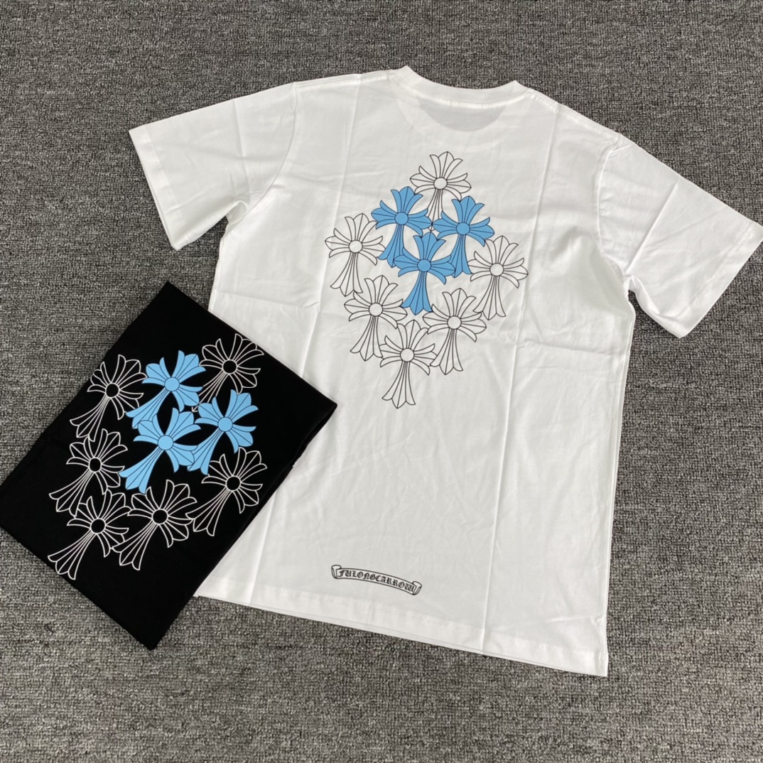 Chrome Hearts new cross print short-sleeved T-shirt. Made of 230g combed 26s cotton single-sided fabric. Features four fixed-position 3D pockets on the chest. The floral print is hand-printed using plastisol ink; the print is colorfast. Sizes S, M, L