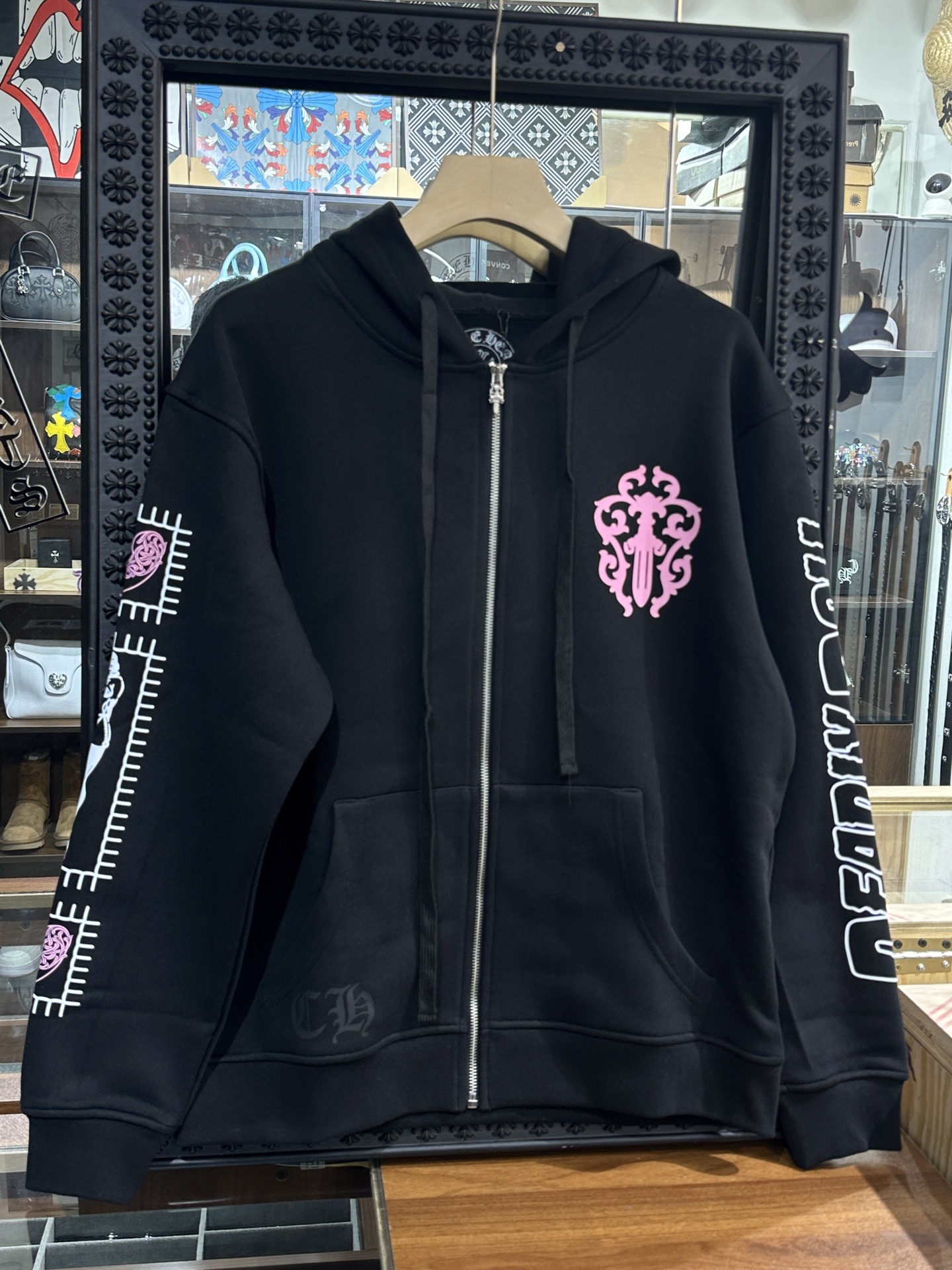 Chrome Hearts x Deadly Doll Latest Collaboration: Graffiti Horseshoe Zipper HoodieSize: S M L XL