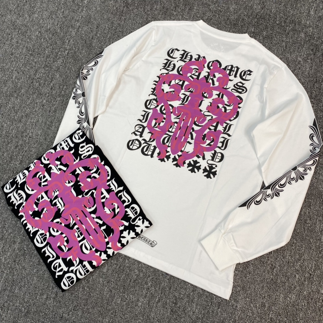 Chrome Hearts 23FW New Arrival Sanskrit Sword Long-Sleeved ShirtFurniture: Custom-woven and dyed 40% count 230g pure cotton, single-sided reactive dyeing. The entire garment features a hand-printed thermosetting ink, resulting in a slightly matte f