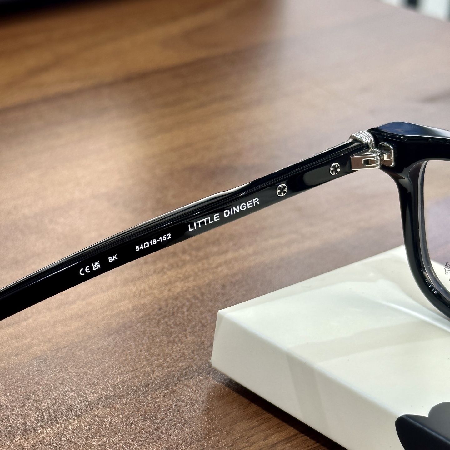 CH Eyeglasses Model: LITTLE DINGERSize: 54□18 152