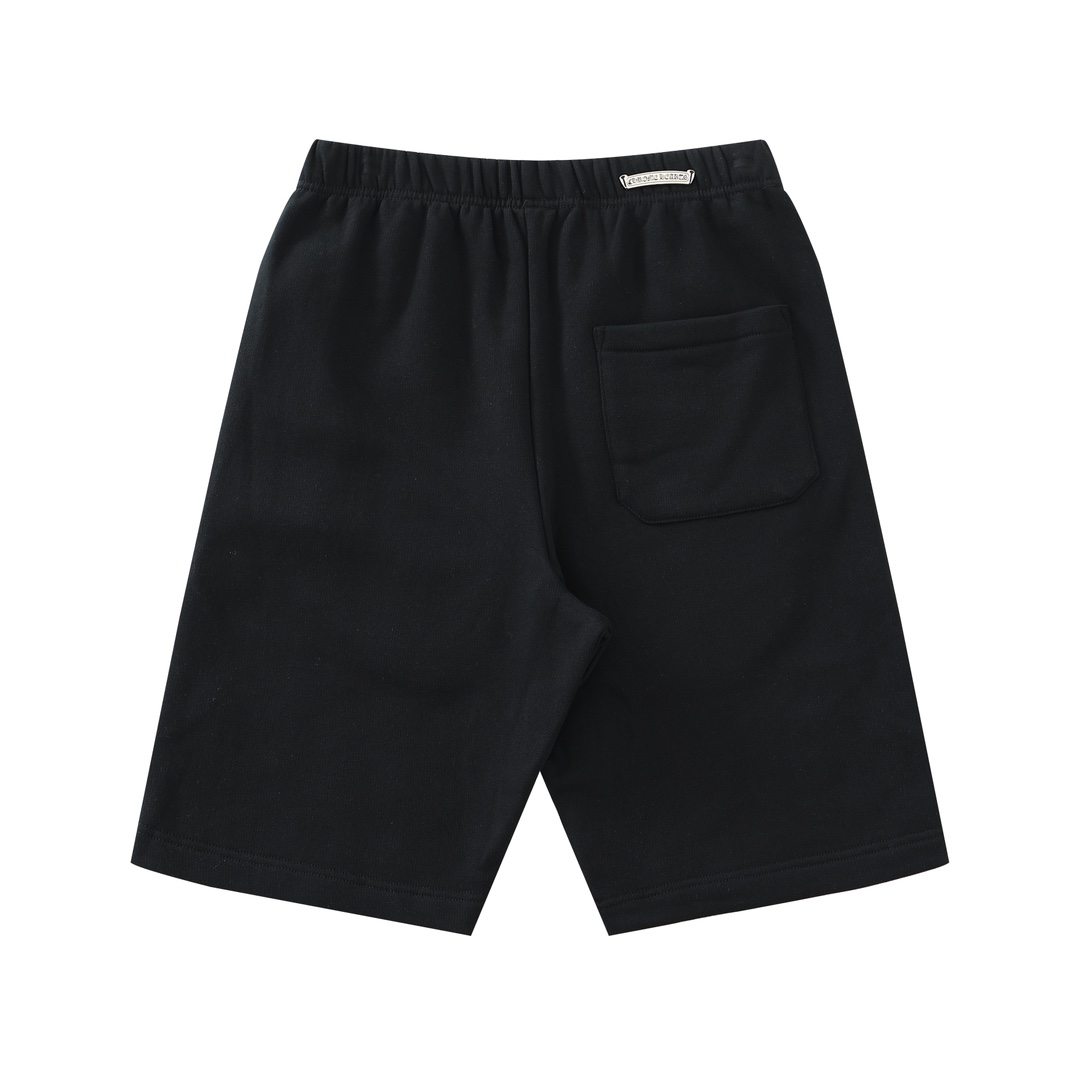 CH's new embroidered shorts. All sizes are now available. Original Hong Kong import, purchased for 8700. Made of 330g pure cotton, soft and comfortable to the touch. Features garment-washed finish, imported TAJIMA machine-positioned embroidery, custo