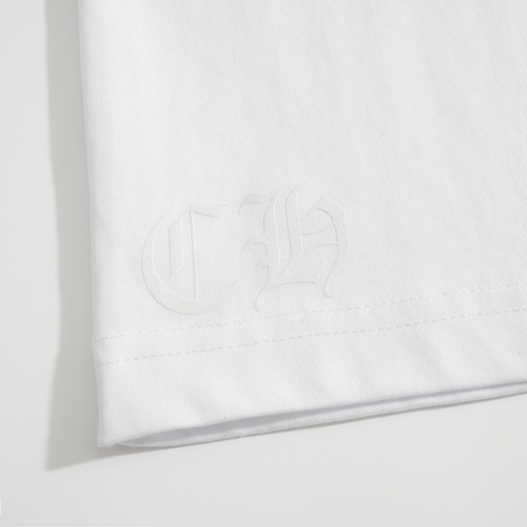 CH Sanskrit Short-Sleeve T-Shirt with Sanskrit Print on NecklinePure Cotton with Exclusive Printing TechnologyUnisex Loose Fit with Sanskrit Print on Neckline and CuffsDouble Stitching Reinforced NecklineSoft, Comfortable, and Breathable Fabric