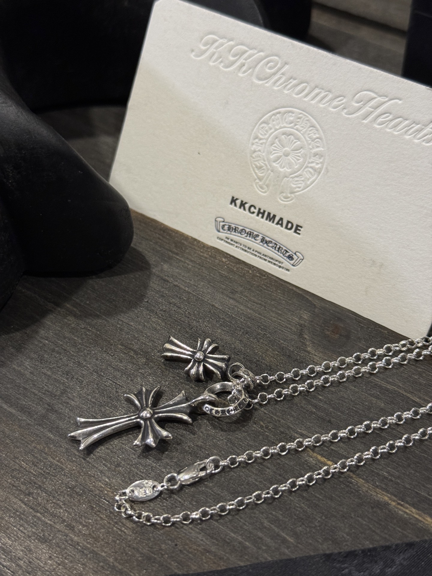 No rhinestones, double cross pattern, all sizes in stock.