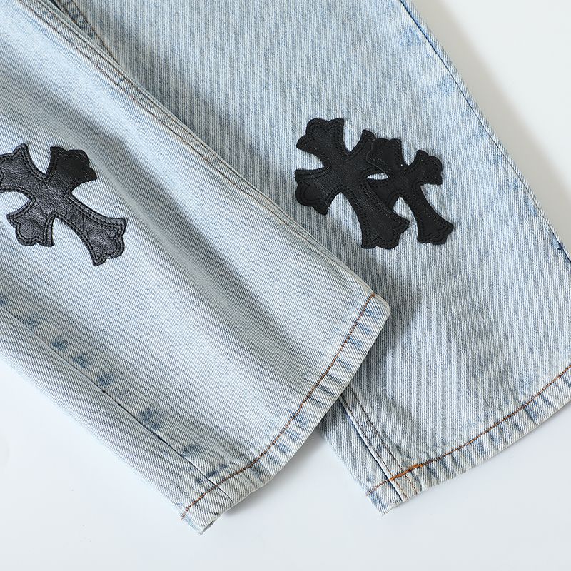 CH Rockheart Jeans; Ningdan 7x7 cotton all-coated denim, blue; Levies 501 sole; 19 genuine leather lambskin crosses in black leather; custom-made full set with genuine silver plating (not imitation silver!).