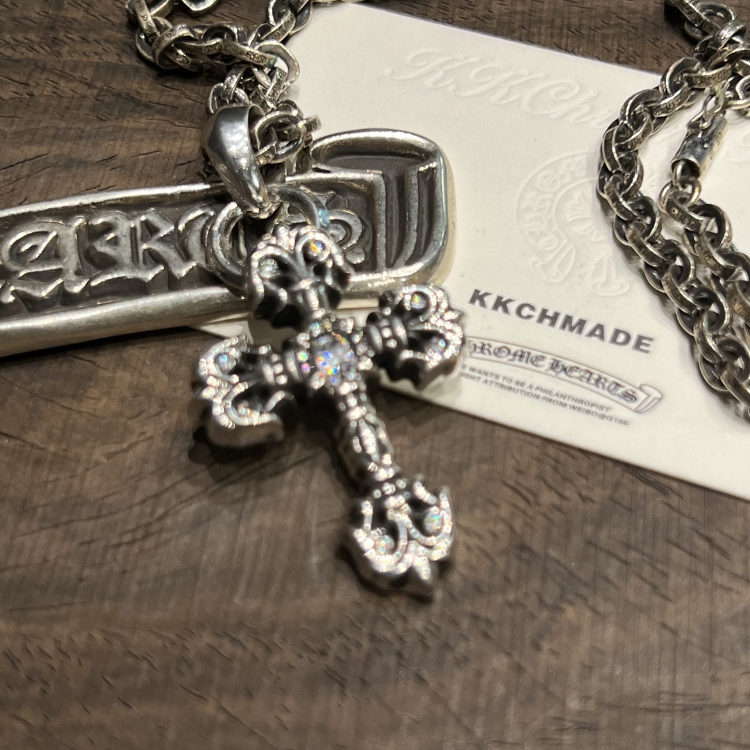 Customer order 📸 Moissanite full diamond flame cross + PP letter chain