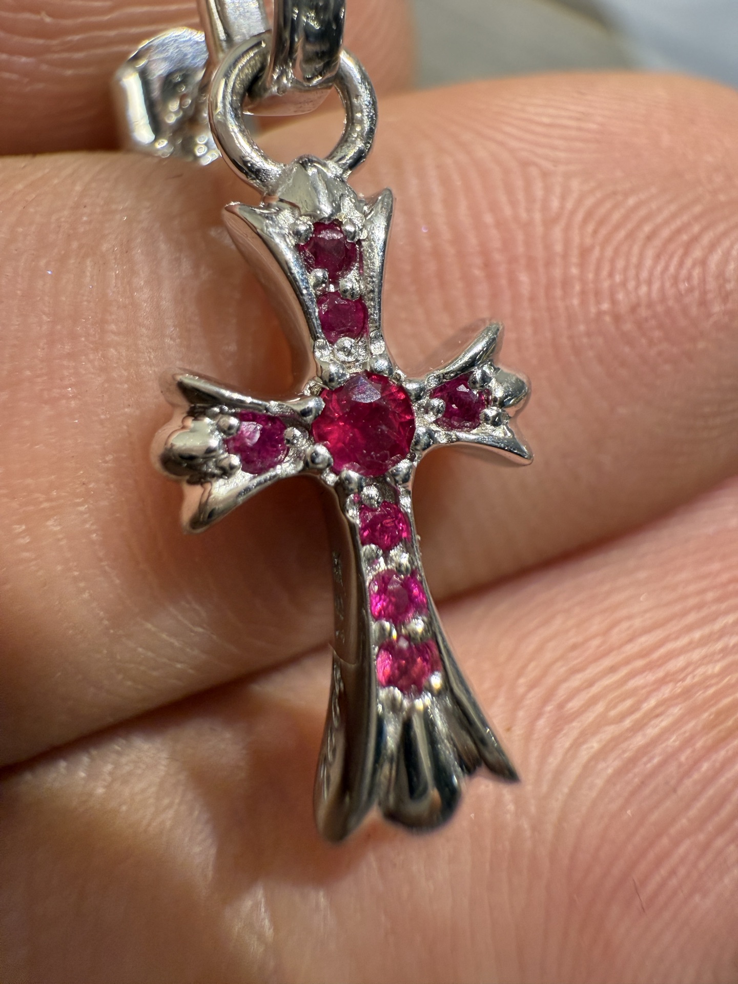 Custom-made 18k gold and ruby ​​babyfat earrings. A perfect graduation piece—exquisite, elegant, and affordable.