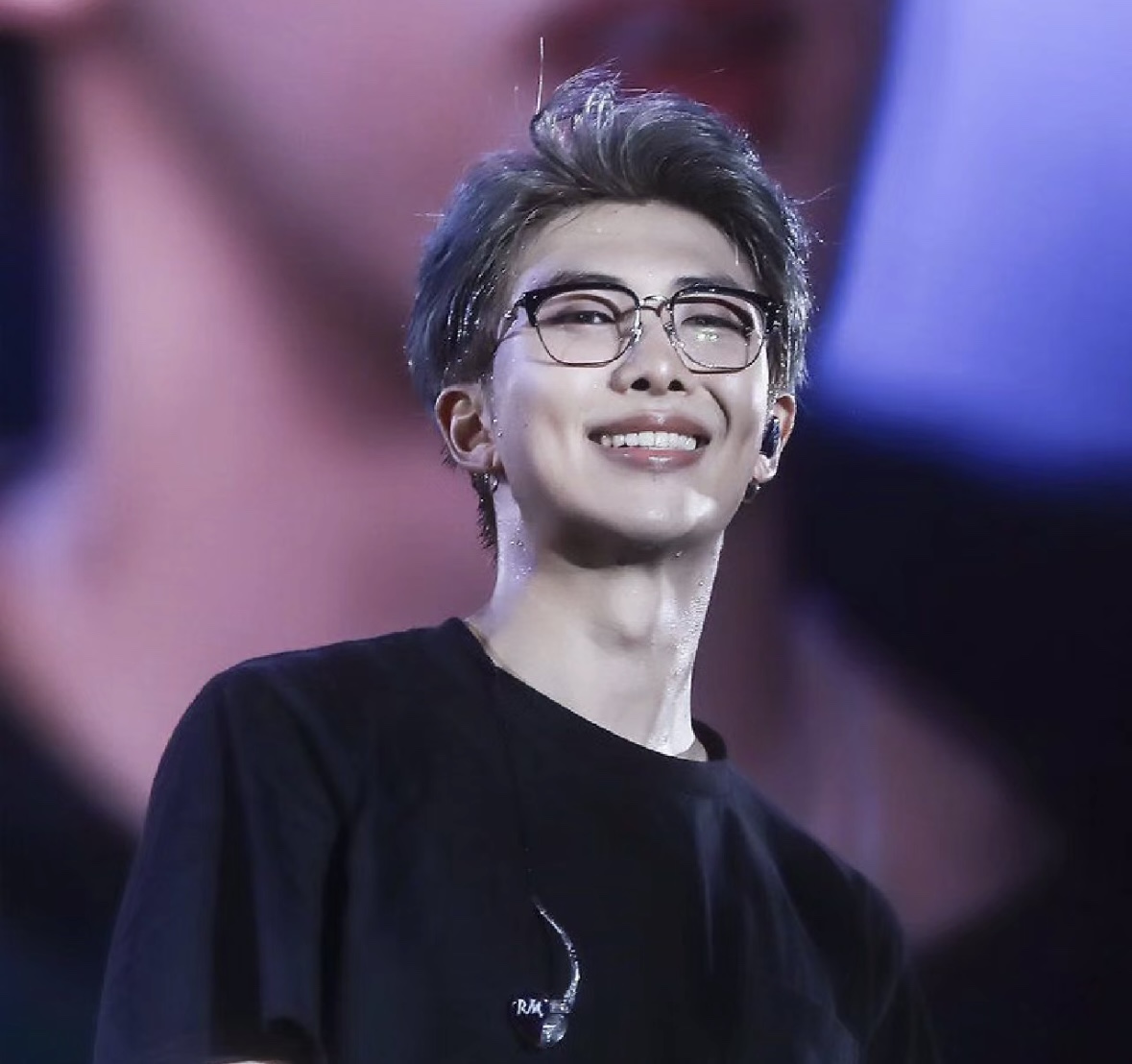 Xue Zhiqian's Glasses - Face Image ReferenceSLUNSTRADICTION Xue Zhiqian's Style Glasses - Classic Design, Top-Tier Item, 925 Sterling Silver Accessories. Already Shipped, Limited Stock. Most items on the market are misprinted or incorrect; top-qual