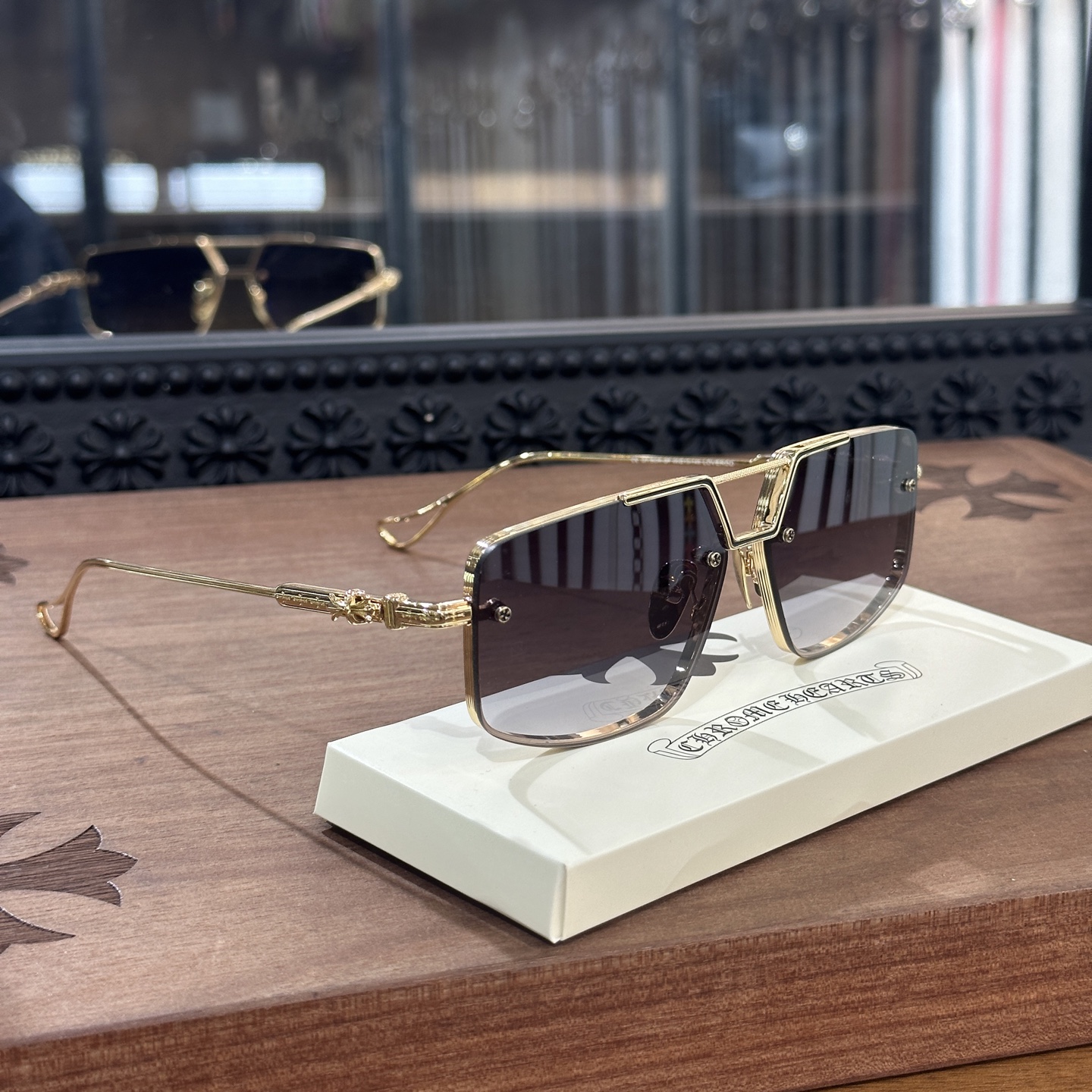 CH LOVEROD Aviator SunglassesSize: 60cm x 13-143cm