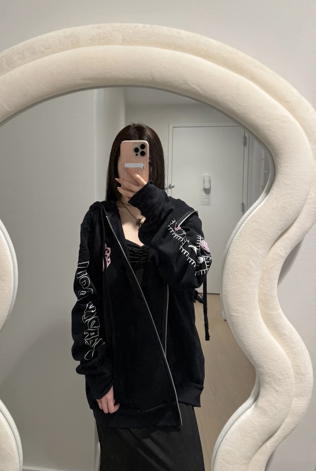 Chrome Hearts x Deadly Doll Latest Collaboration: Graffiti Horseshoe Zipper HoodieSize: S M L XL