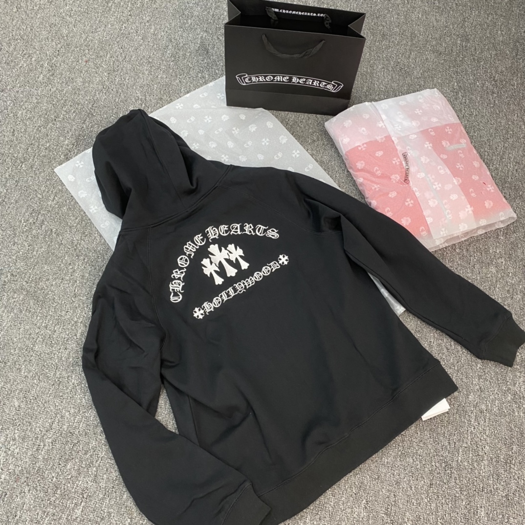 Standard package includes: matching YB tissue paper. Tote bag sold separately.