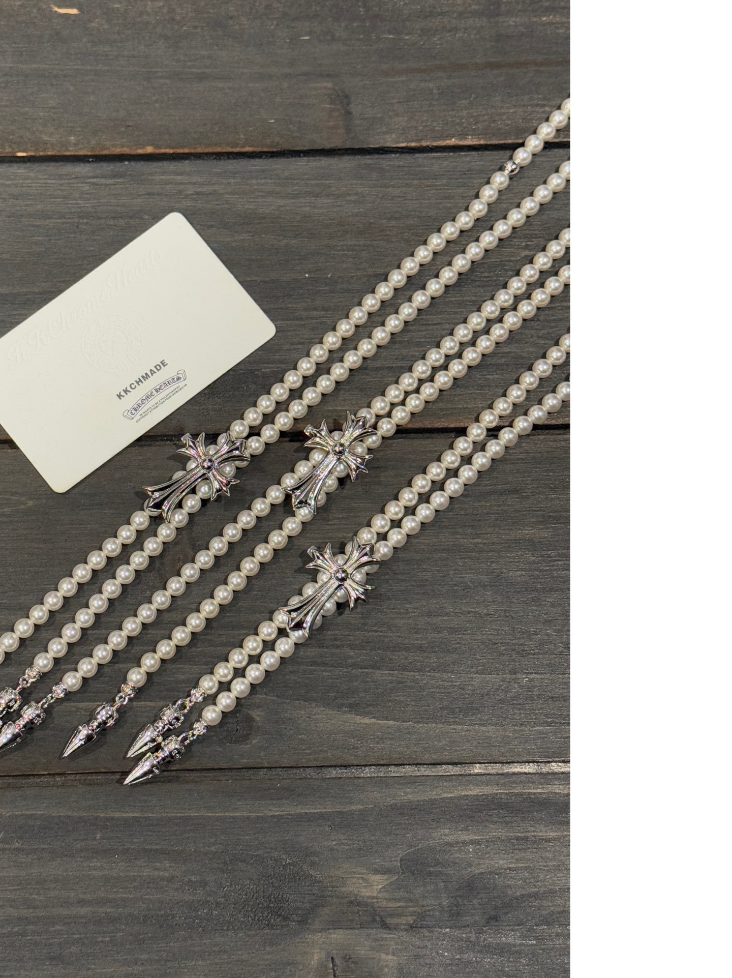 Miki x CH Collaboration 🔝Pearl Sweater Necklace - Limited Stock Available