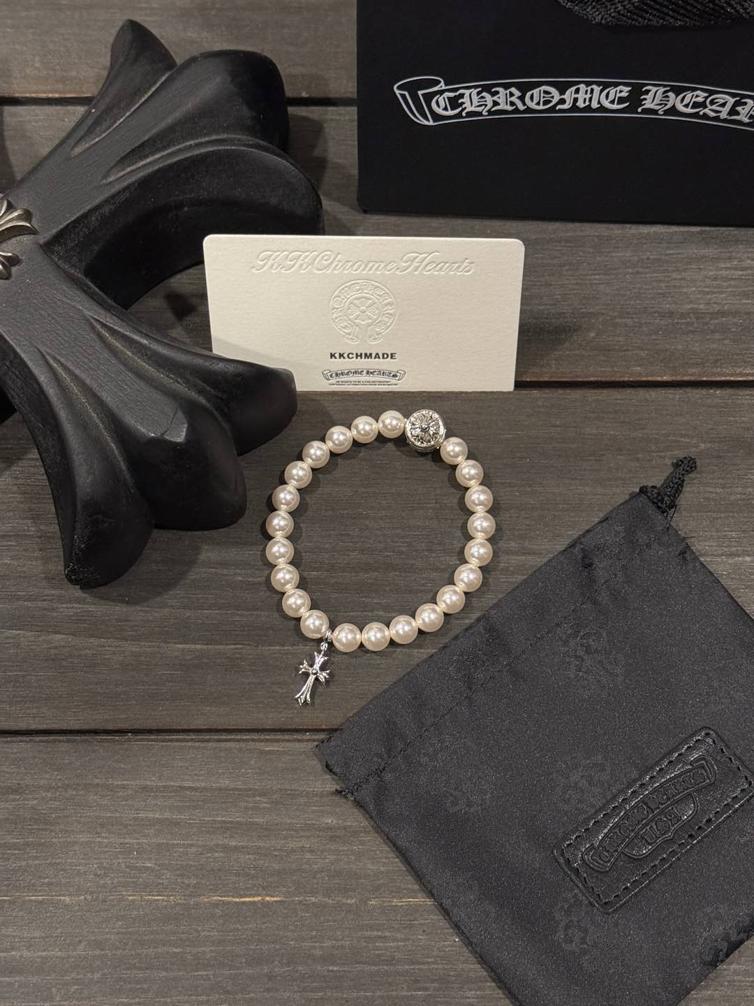 The hottest item of the year! 🔝CH ✖️Miki Pearl Series Bracelet