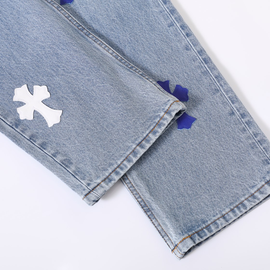 CH Limited Edition - Unisex. Very few of these can be found on the market. A high-end limited edition, not a regular style. The fabric is made from original imported materials, treated with high-temperature washing and a special softening process for