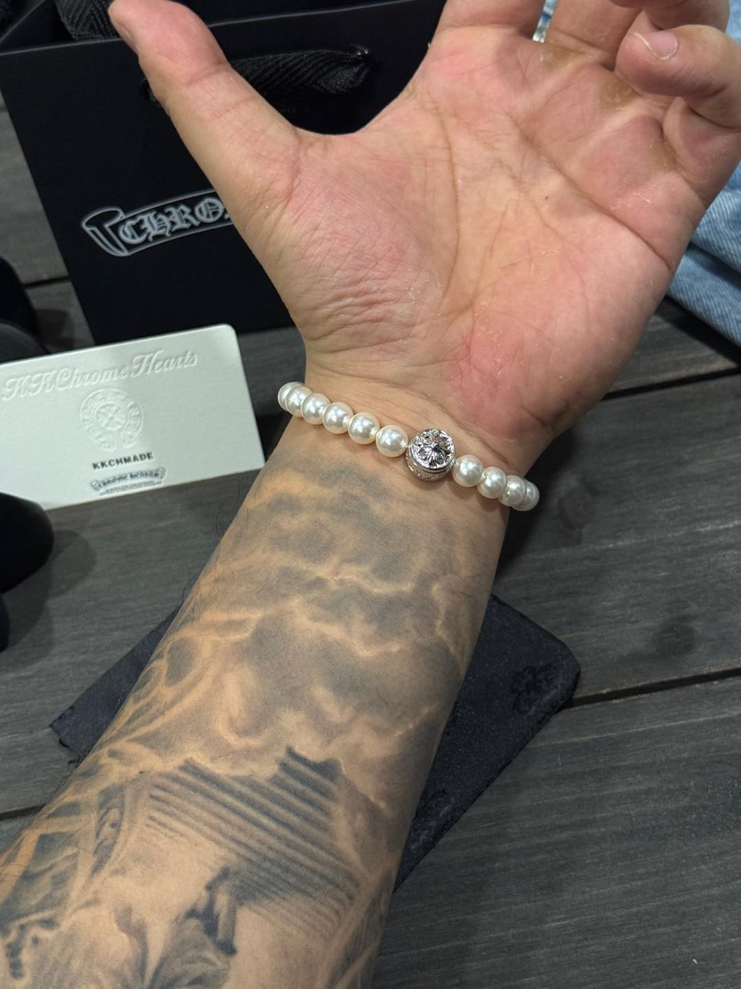 The hottest item of the year! 🔝CH ✖️Miki Pearl Series Bracelet