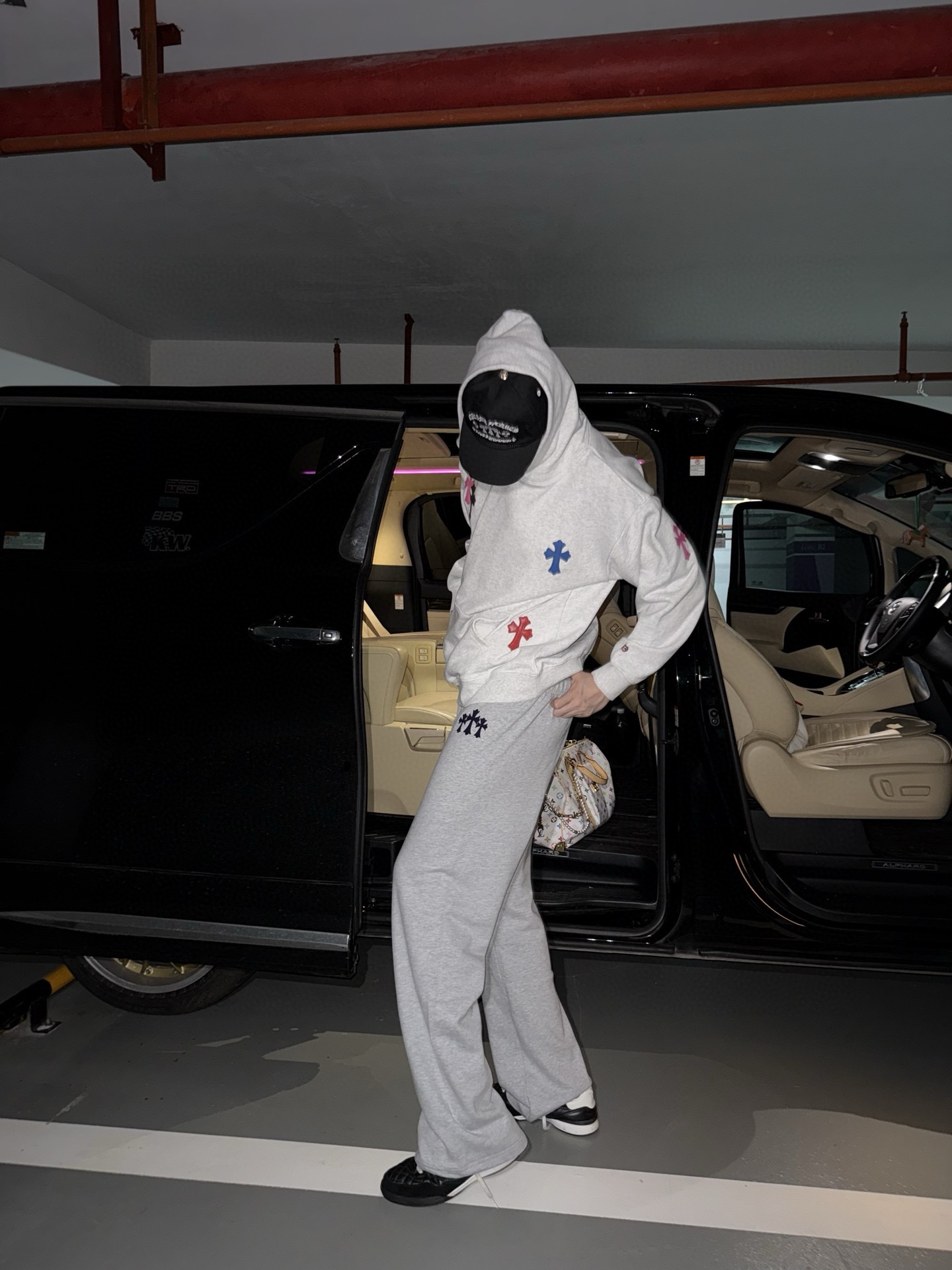 Chrome Hearts Grey Flocked Three-Cross Casual Sweatpants. Made of custom-woven and dyed chunky knit loose fabric, segmented cut. Uses the same electrostatic flocking process as the original garment, not the usual die-cut process; the color may vary d