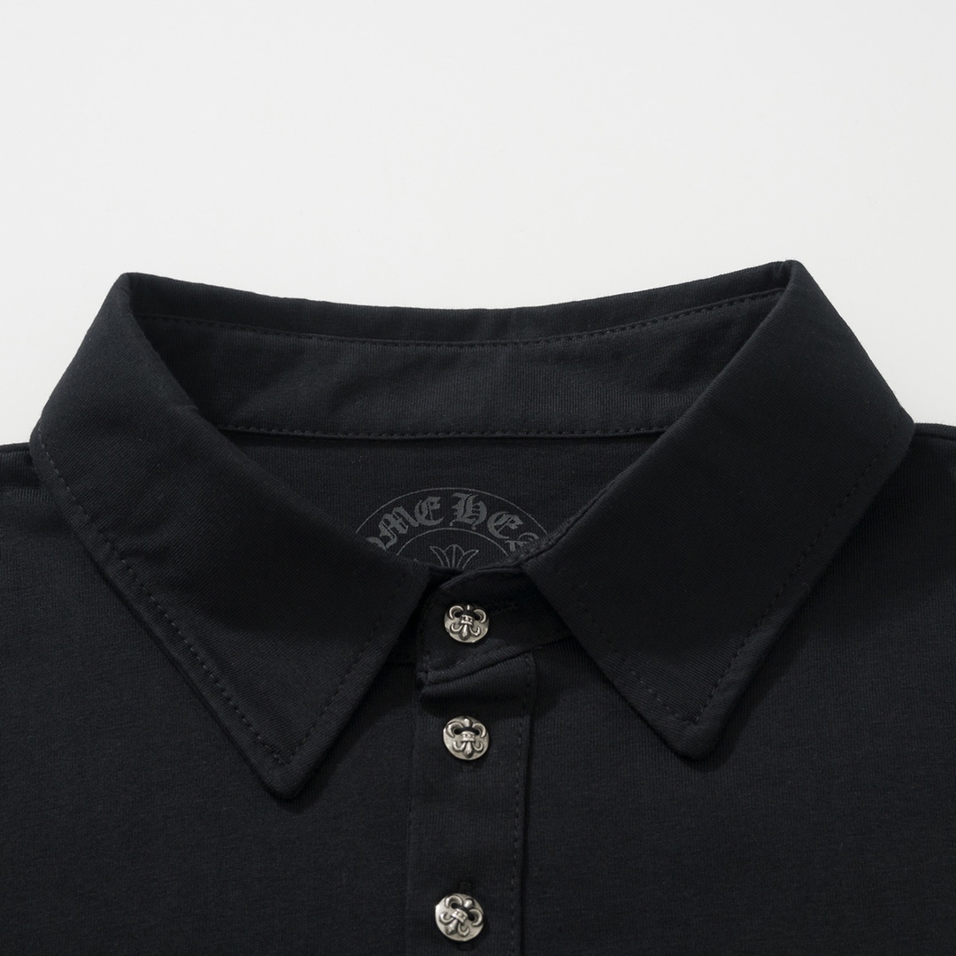 CH Chrome Hearts 24SS Horseshoe Print Polo ShirtMade from custom-woven and dyed 220g pure cotton, soft and comfortable to the touch, very skin-friendly, versatile and simple. The collar and chest print uses imported ink for 3D printing with consist