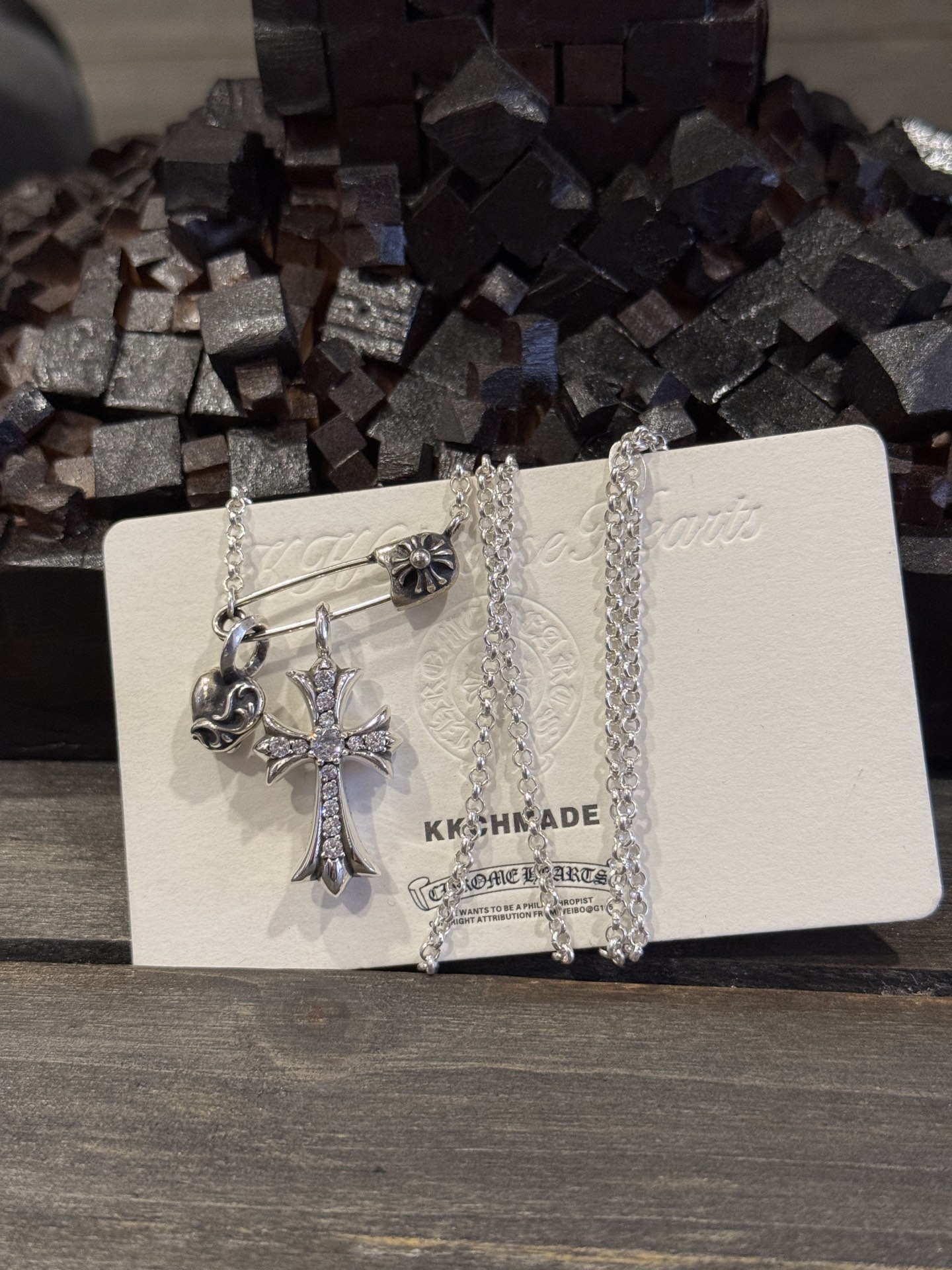 Customer order: brooch necklace + single-ring heart + Tiny cross