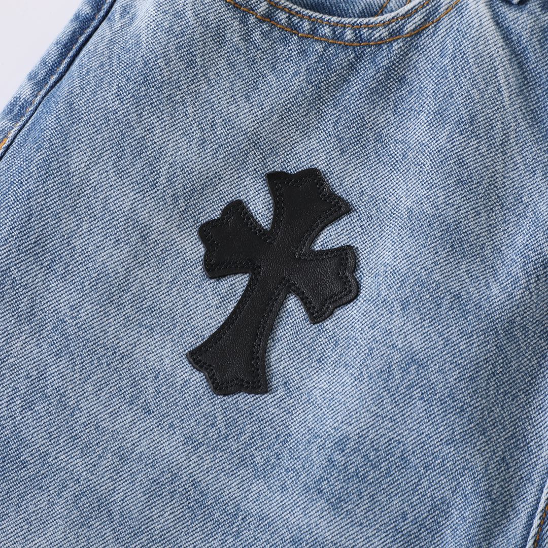 CH Limited Edition - Unisex. Very few of these can be found on the market. A high-end limited edition, not a regular style. The fabric is made from original imported materials, treated with high-temperature washing and a special softening process for