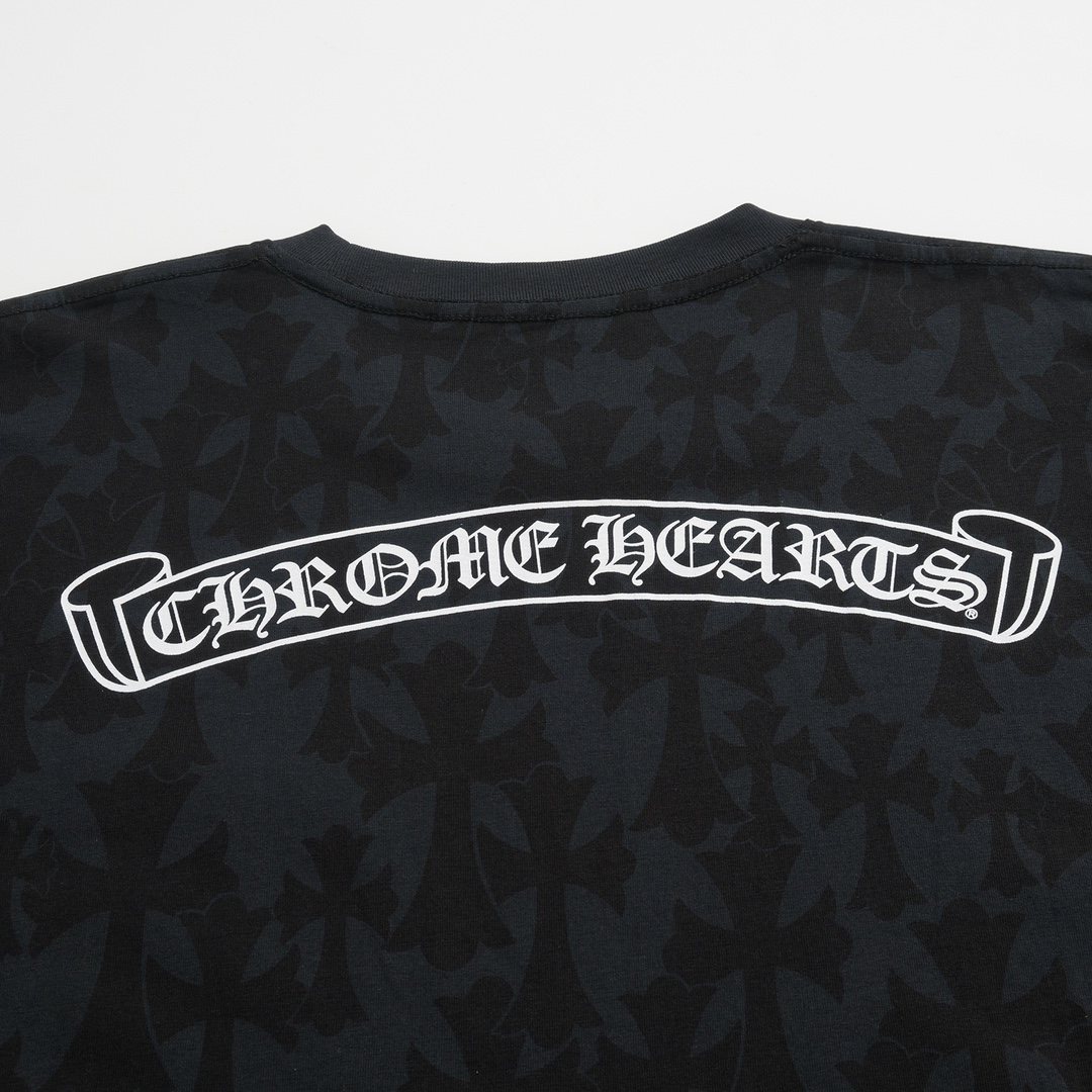 CH Chrome Hearts Embossed Print Short-Sleeve T-ShirtCustom Embossed Cross Fabric, Horseshoe Print on Front, Scroll Print with Traditional Chinese Characters on Back, Drawstring DesignSizes S, M, L