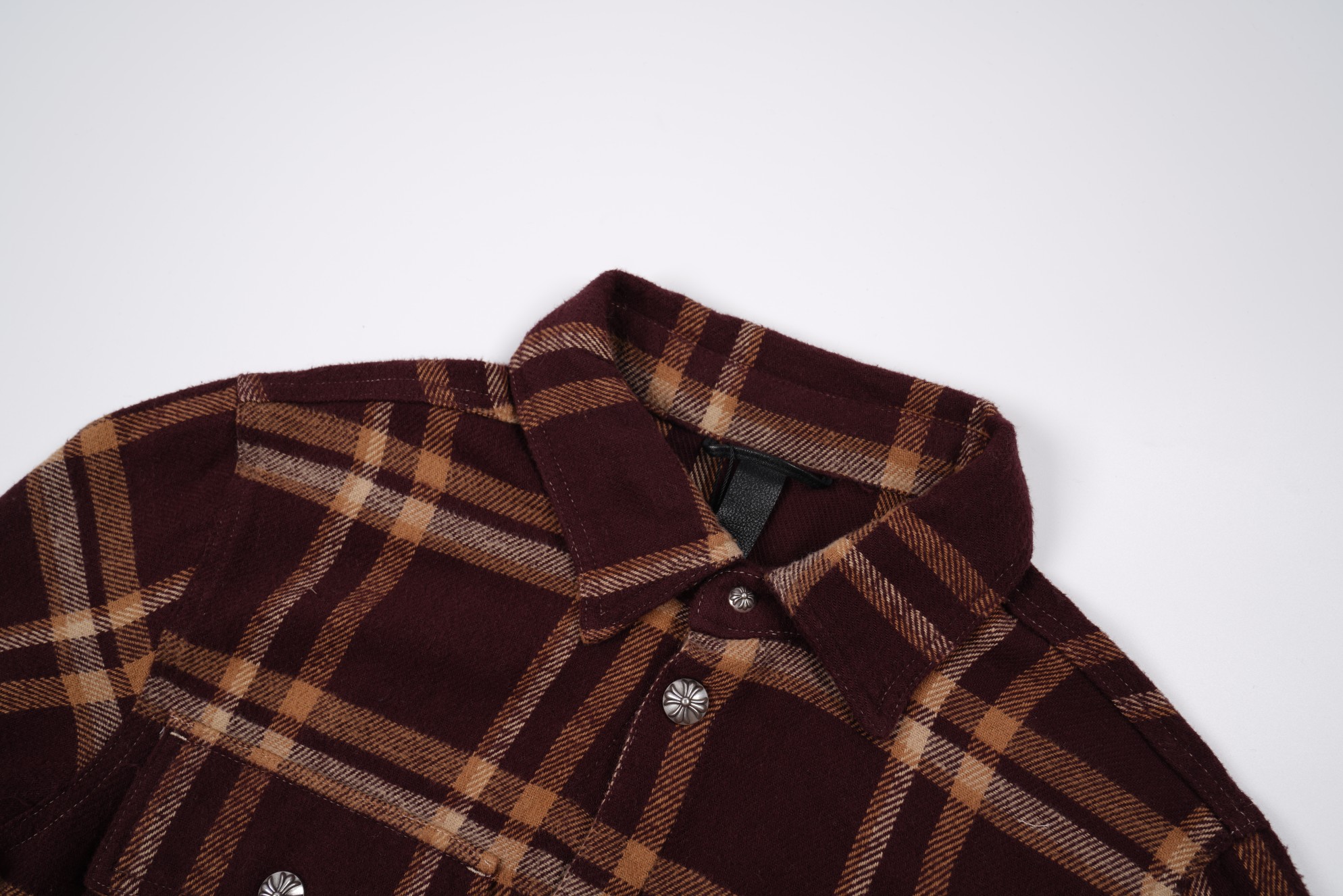 CH Chrome Hearts 22ss Flannel Plaid Shirt Jacket. 100% cotton plaid exclusive custom-woven fabric. Custom fabric production has a long lead time; minimum order is 1000 meters! Brushed feel, requires special washing treatment later (not market fabric)