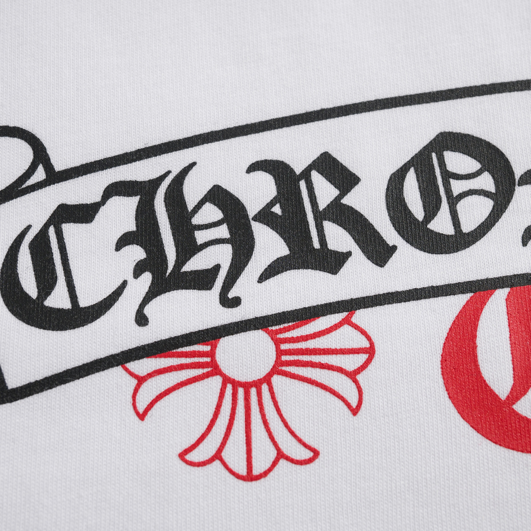 CH Chrome Hearts USA Exclusive T-ShirtThis item is made from 200g 26-thread-count cotton, offering a soft and breathable feel for unparalleled comfort. The plastisol hand-printing process ensures vibrant, long-lasting colors and clear definition, s
