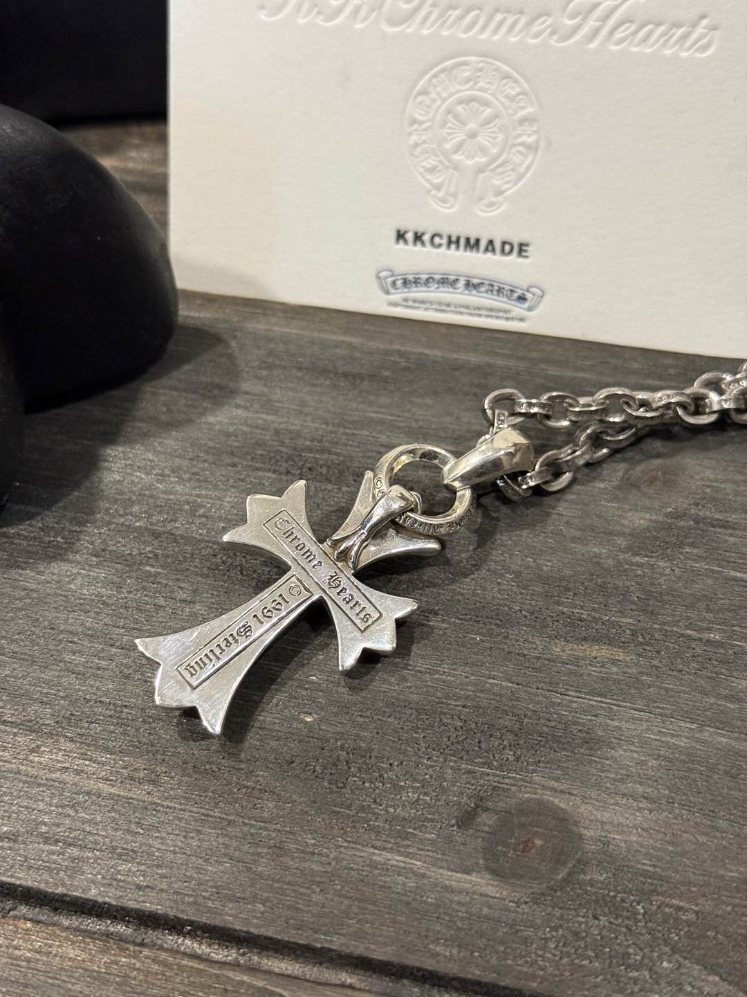 Customer order: teardrop cross + PP letter chain