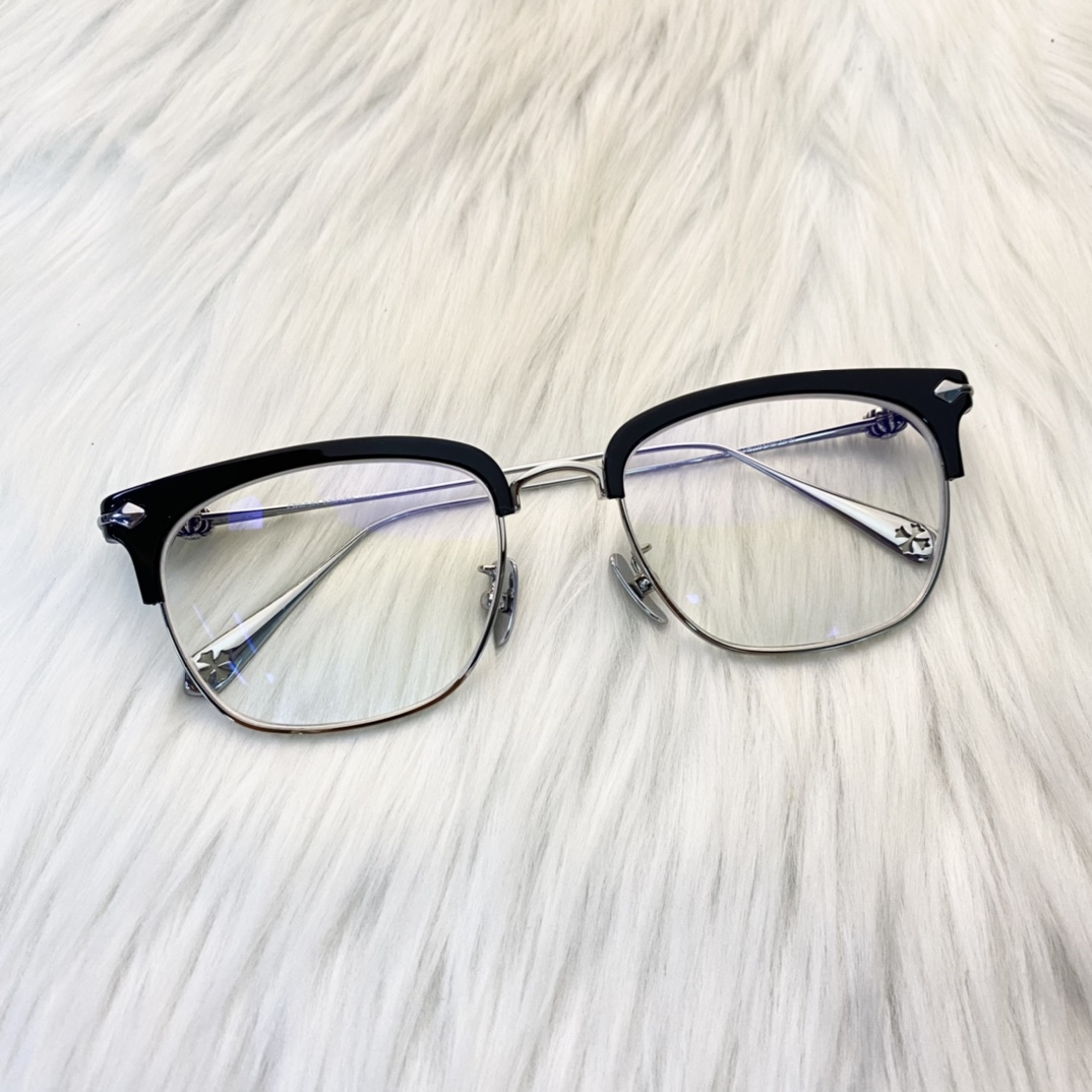 Chrome Hearts Black & Silver GlassesPure Titanium Frames, Available in Gold/SilverLikely the style worn by Xue Zhiqian, with Zeiss anti-blue light lenses