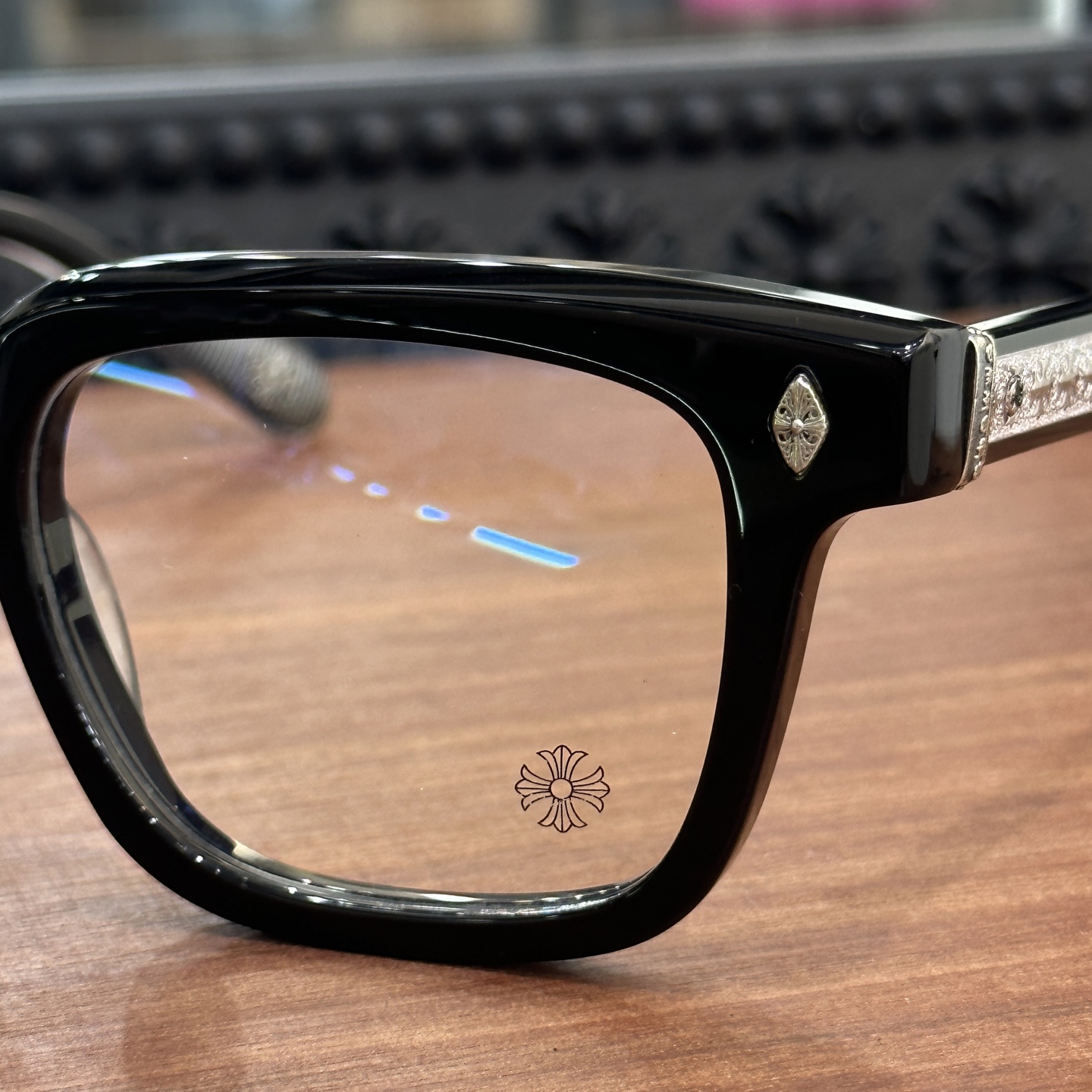 CH Eyeglasses Model: AMBIDIXTROUSSize: 53-21-151