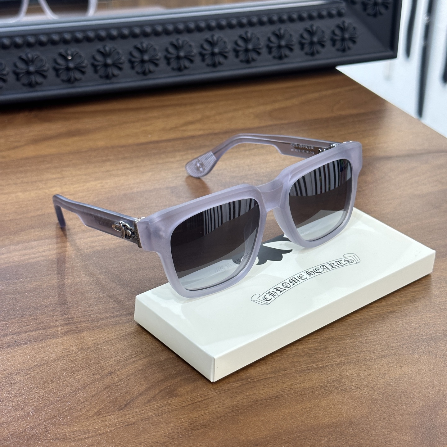CH Sunglasses Model: BOX-OFFICER Size: 56-19-144