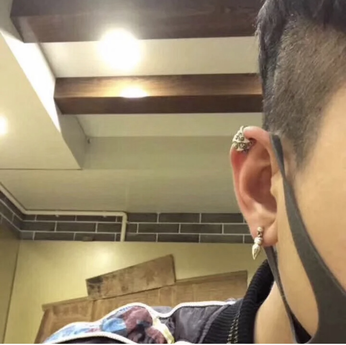 Chrome Hearts Cross Flower Ear Clip