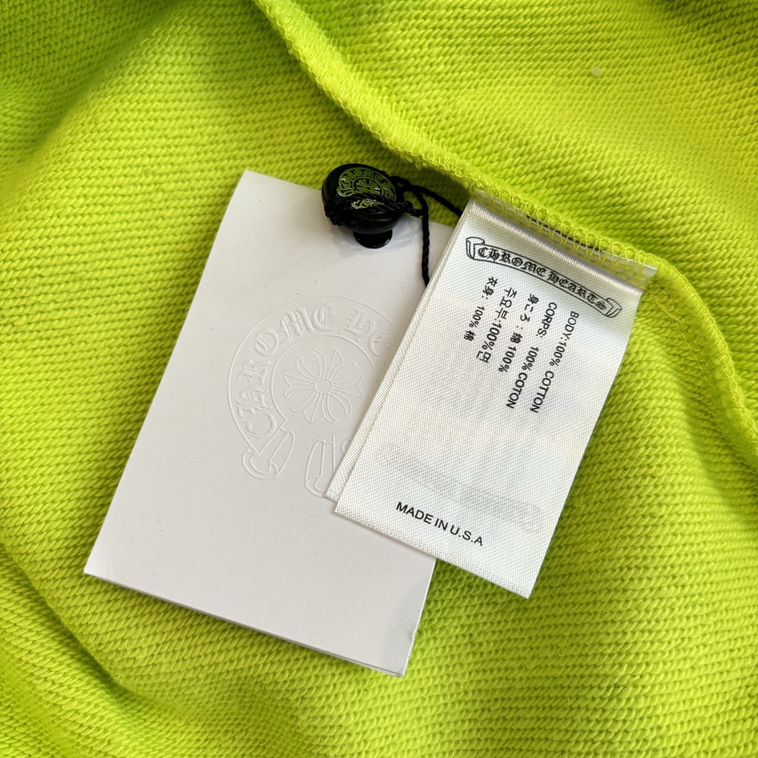 Chrome Hearts CH Matty Boy Hoodie, 450g fleece lining, soft and warm against the skin. Multi-layered mesh print for a premium feel. A must-have for fall and winter. Sizes S, M, and L.