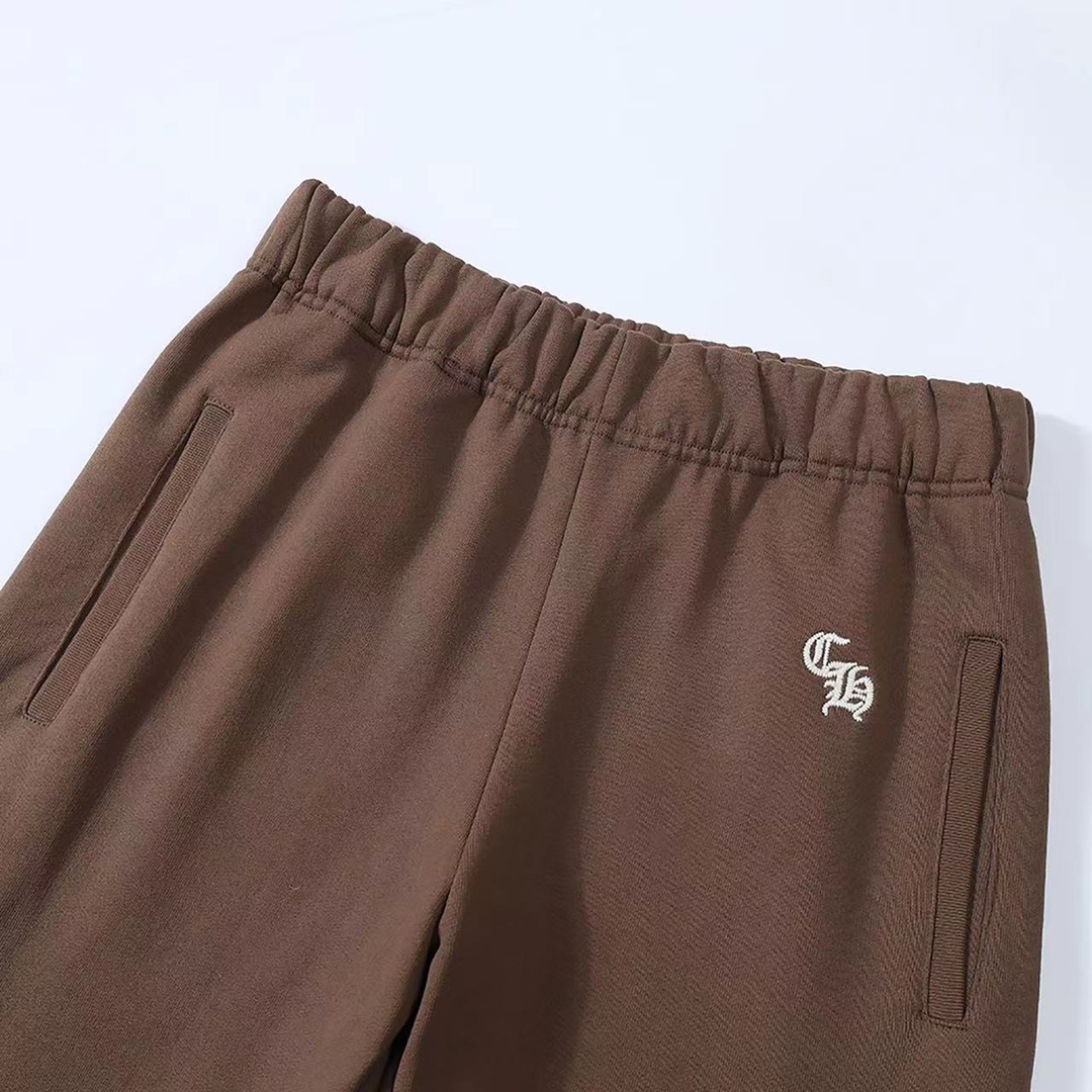 CH Chrome Hearts Limited Edition Chestnut Brown Casual Fleece-Lined Sweatpants. Custom-woven and dyed 480g thickened pure cotton knit fabric with imported top-grain lambskin (not ordinary synthetic leather). Custom-made silver decorative buckles. War