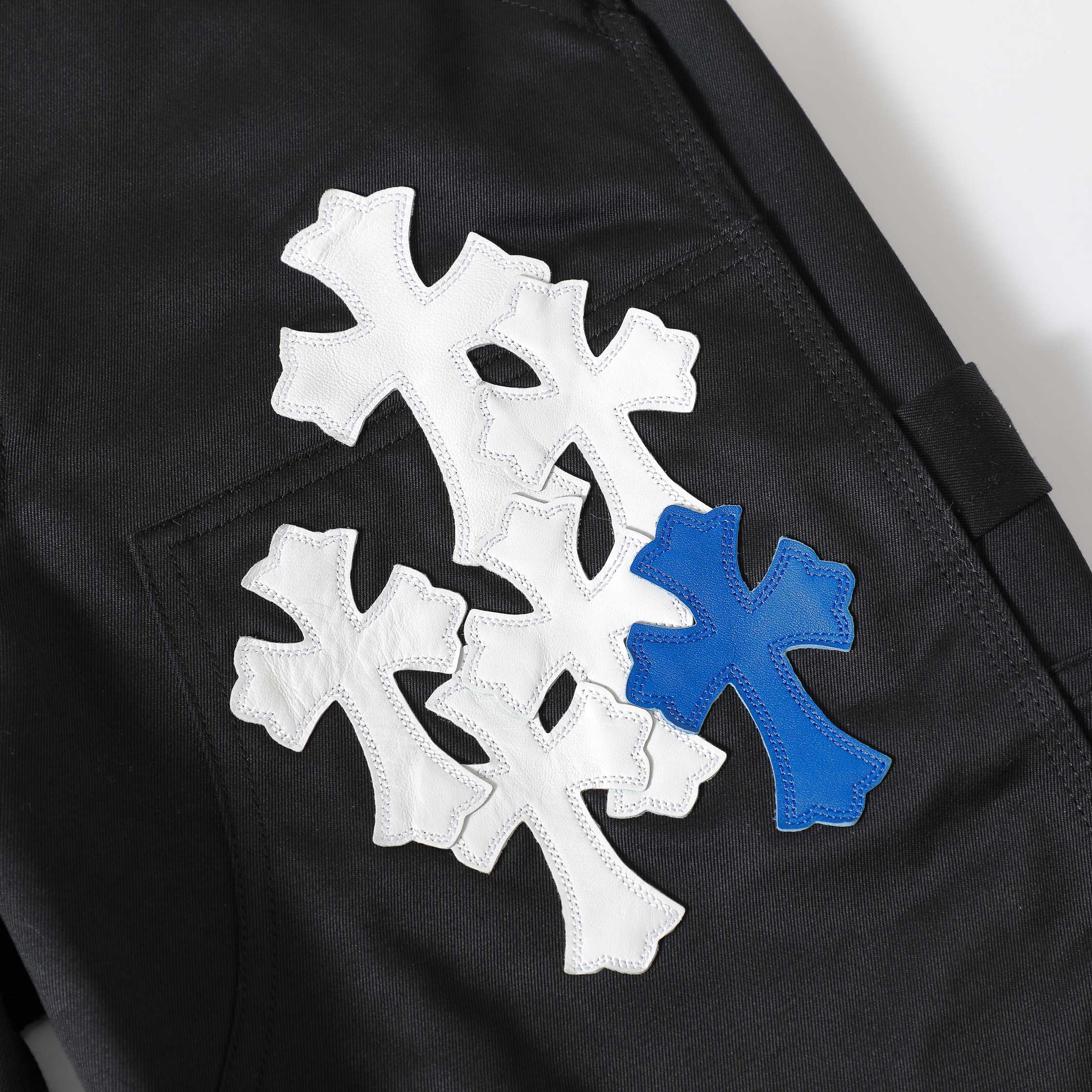 CH Blue and White Cross Cargo Pants, unisex style. Made with double-strand combed cotton yarn. Minimum order quantity 3000 yards. Custom production lead time two months. Attention to detail is paramount. To enhance the fabric's luster and texture, im