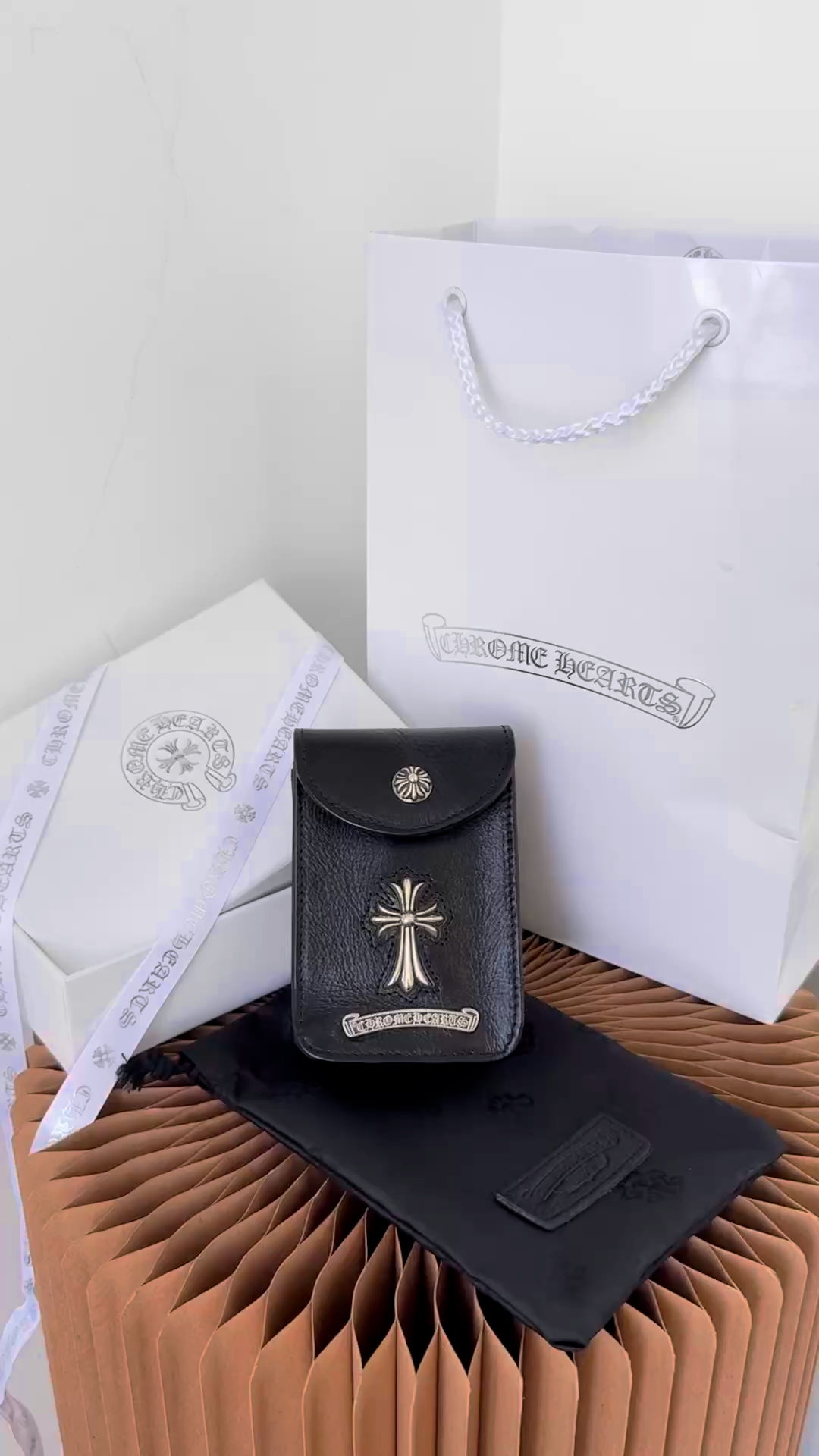 CH Round Nail Cigarette Case